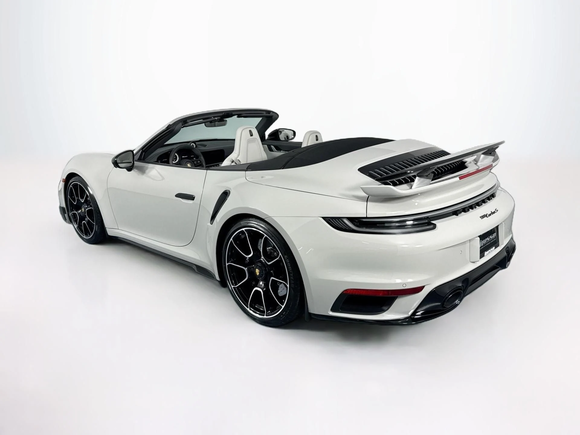 mph006_1189024342_Used_2025_Porsche_911_Turbo_S_1785281622_8776f79311