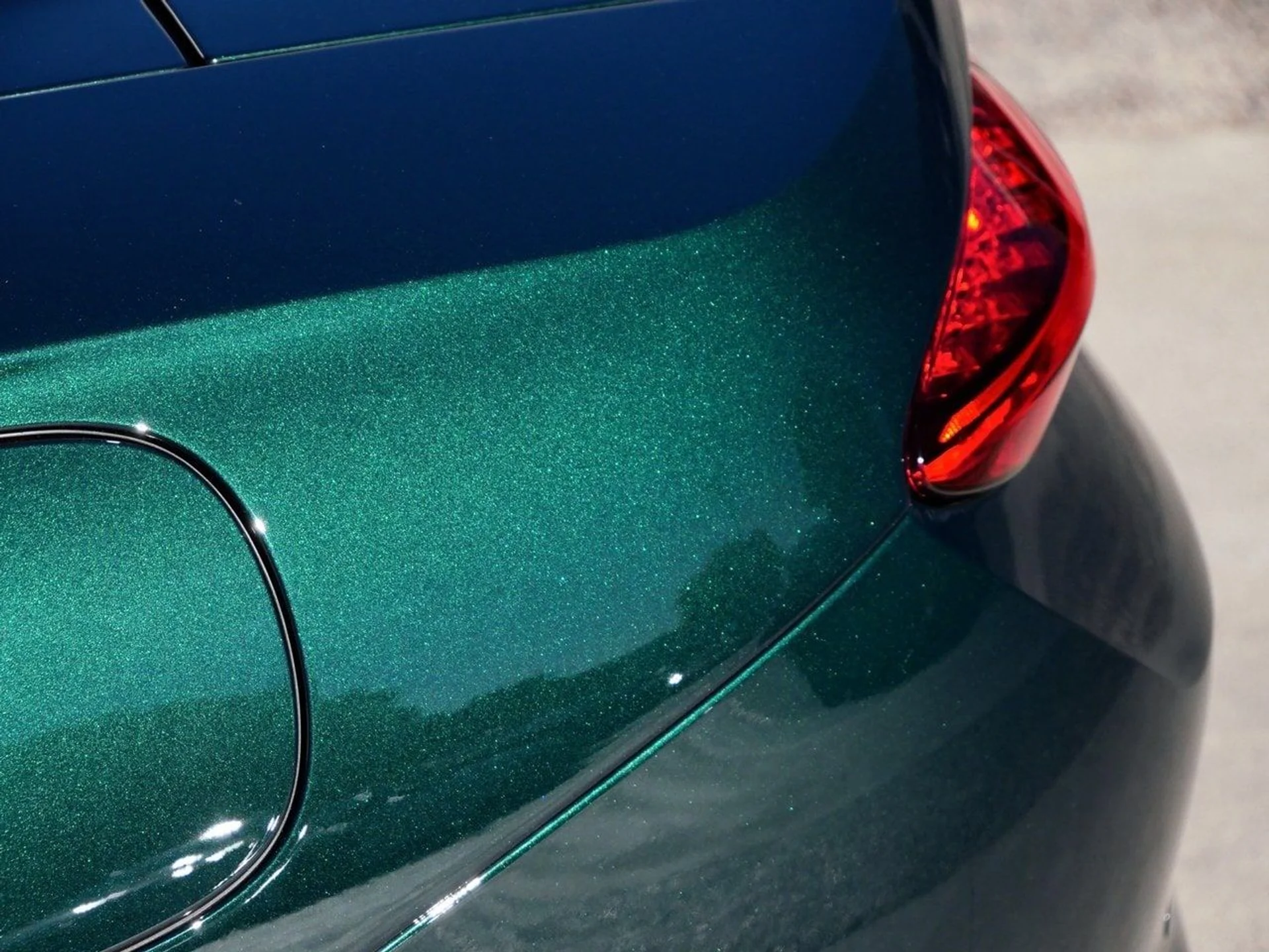 mph006_119072114_7fe0f9a5e7ce561e5f6413e08cbd7d04x_072b65c8fc