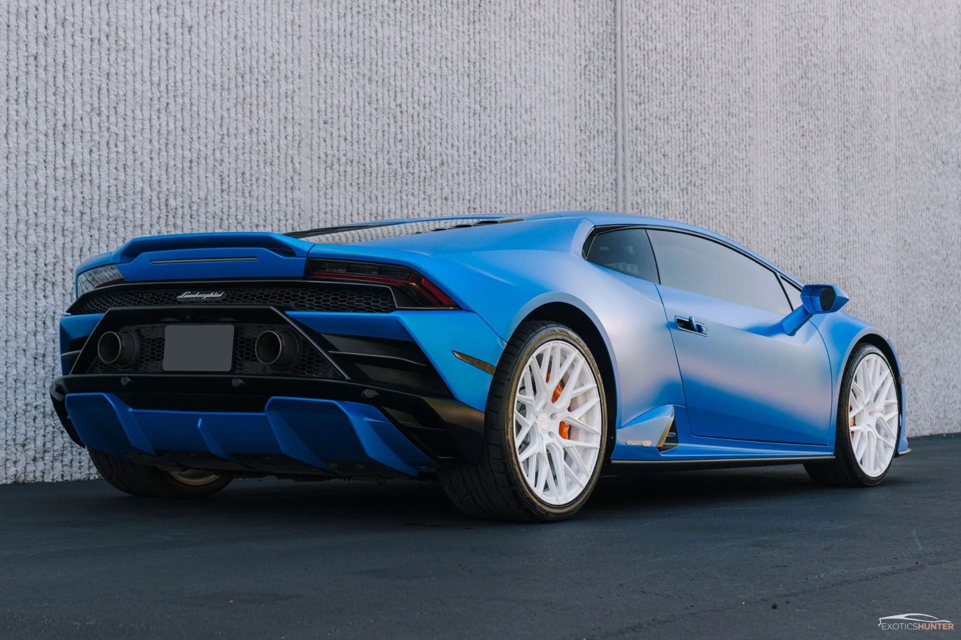 mph006_1195729551_Used_2020_Lamborghini_Huracan_EVO_Blu_Aegeus_Matte_Paint_w_Orange_Leather_Sensonum_Audio_1781046244_5cdea4256e
