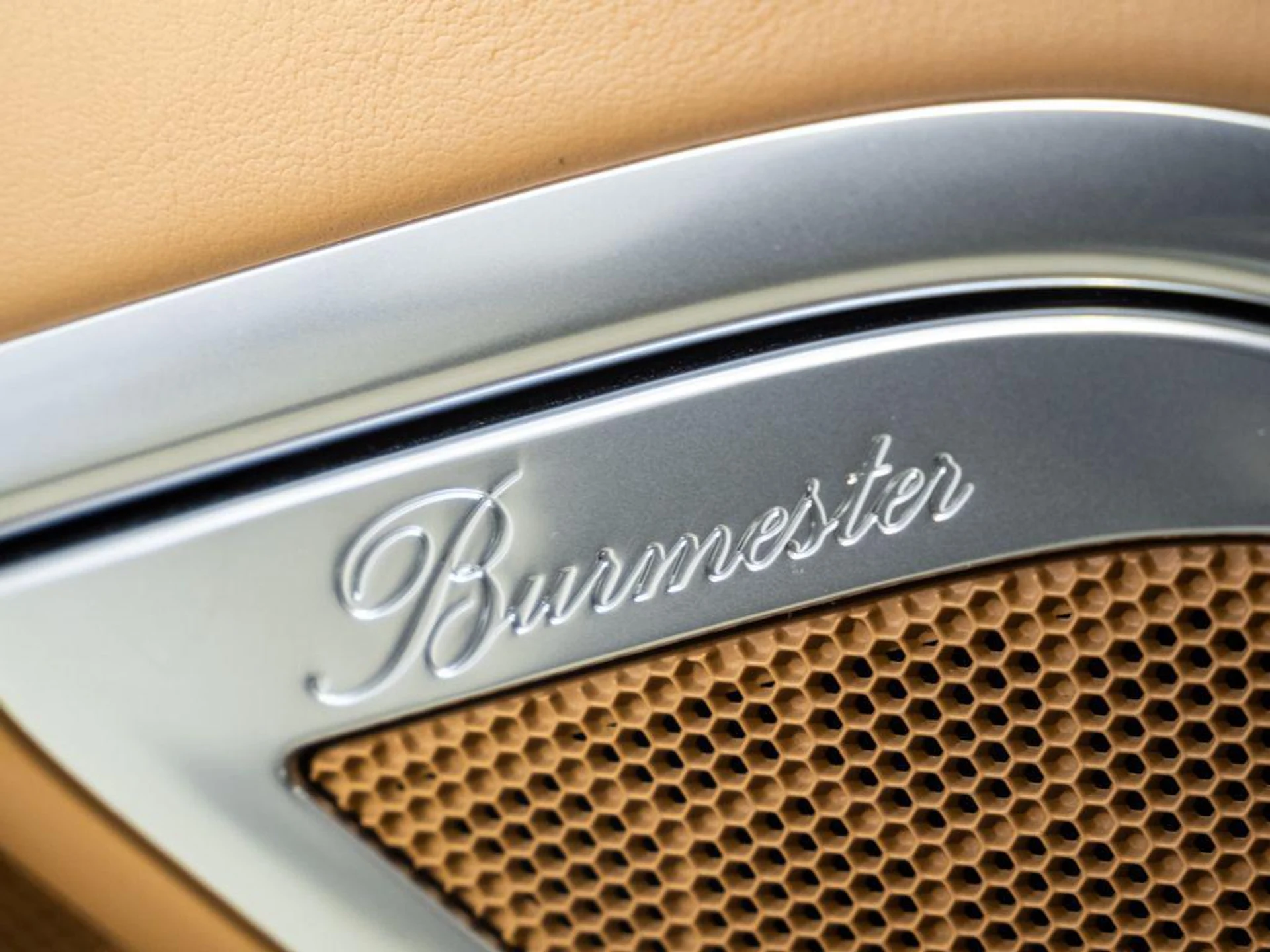 mph006_1205729982_8r_P_Juj_L_e67_ZUTNC_Jur_AY_8_V9_U_ceecf9bf89