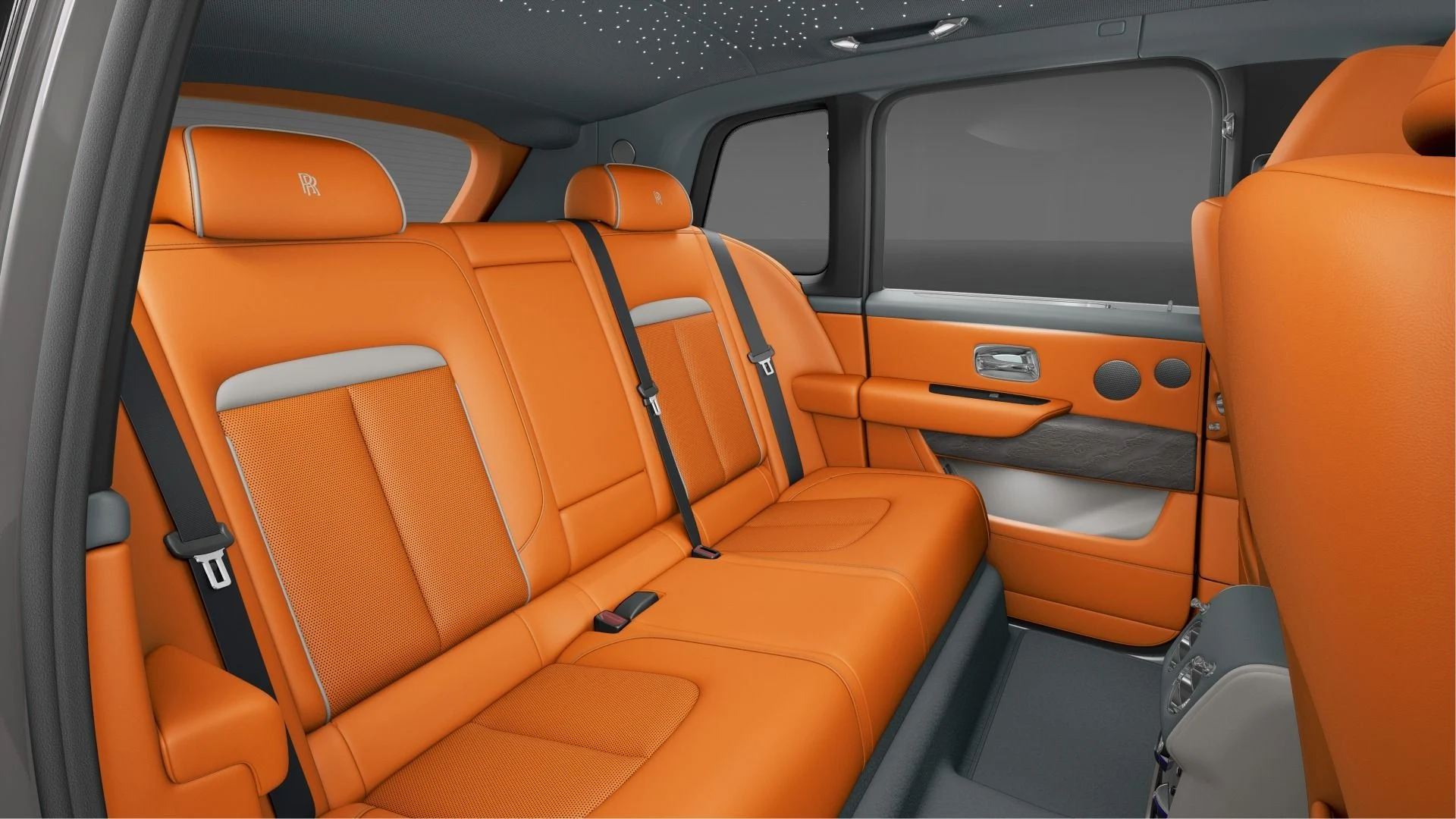 mph006_1206386588_Used_2025_Rolls_Royce_Cullinan_Series_II_1715715633_977e2ca064