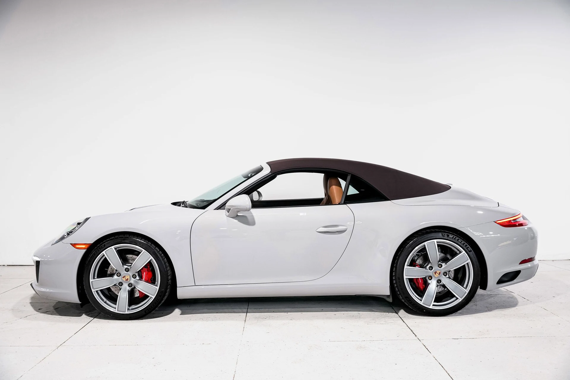 mph006_1215834986_7b6b8c03ea8ea06a059cc854877bc77bx_61b4a3496e