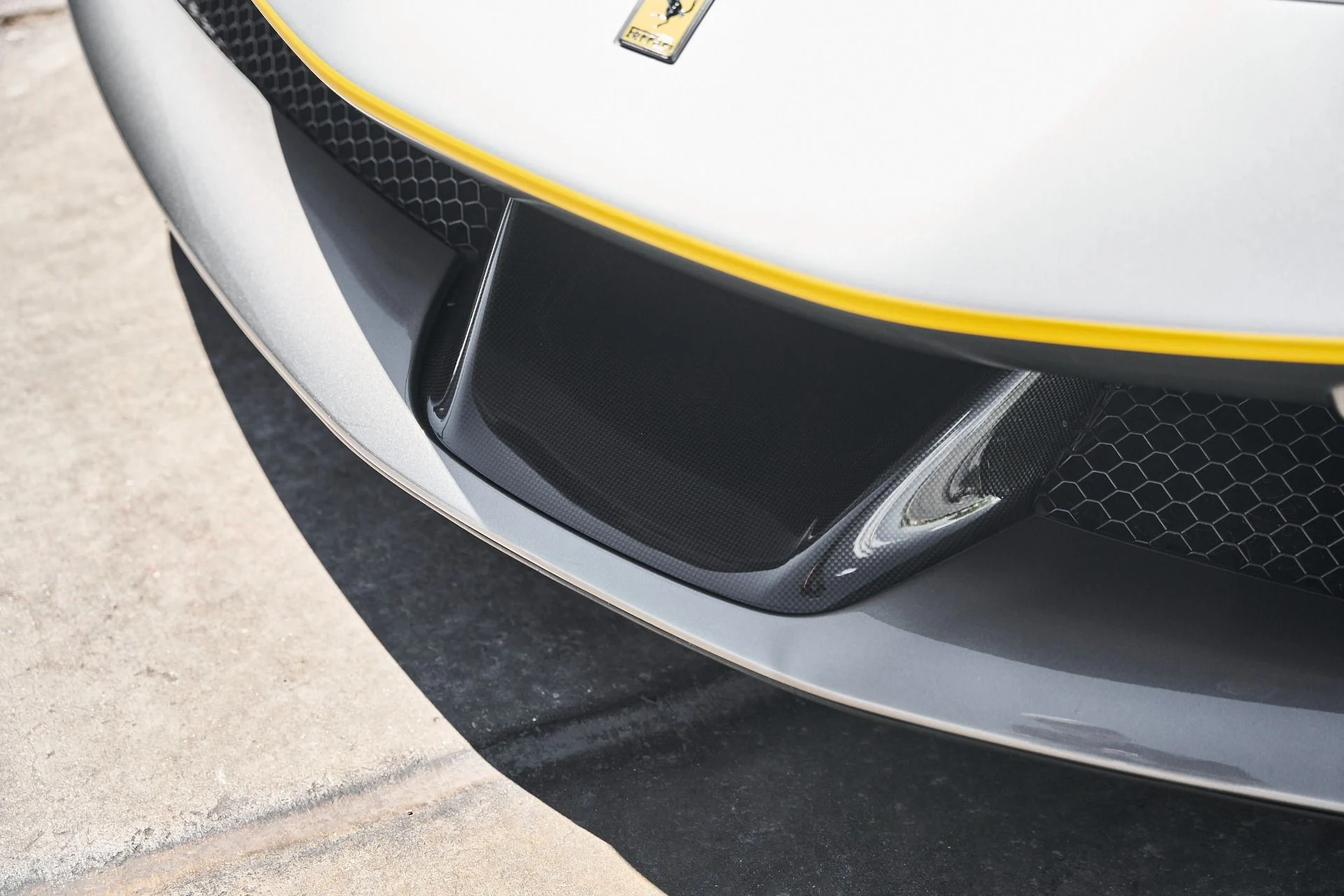 mph006_1235057400_Used_2021_Ferrari_SF_90_Stradale_Base_1781822314_798041854f