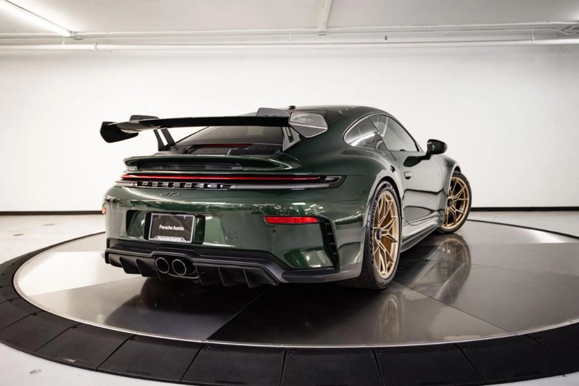 mph006_1250010626_m4rcmm9v_XQ_12czrw0_W10t_Mt09_U0_5a11f806e8