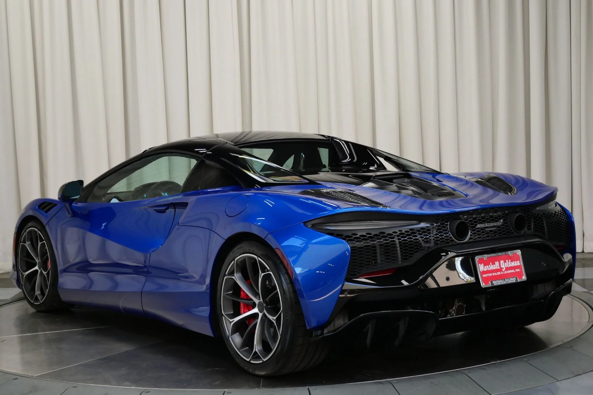 mph006_1256304480_Used_2025_Mc_Laren_Artura_Spider_Low_Miles_Exterior_Carbon_Fiber_Upgrade_Pack_Sports_Exhaust_1756157132_fa260e4a89