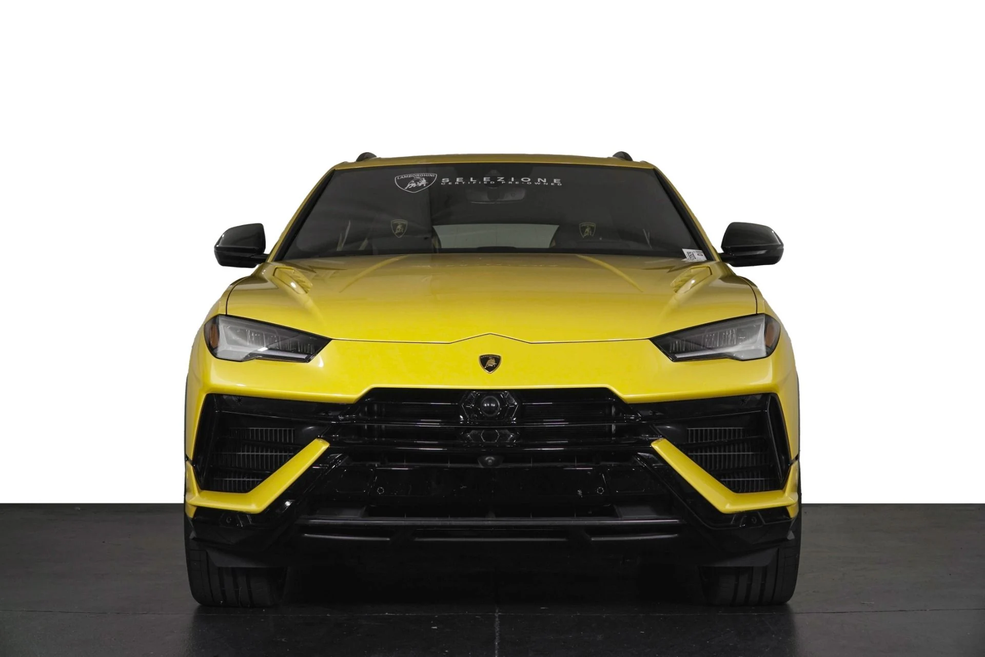 mph006_1261667719_Used_2023_Lamborghini_Urus_S_1782321107_bfb70039ca