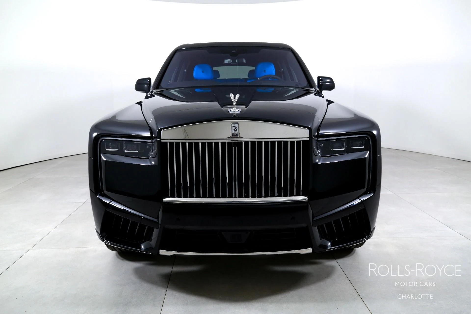 mph006_1276834664_Used_2026_Rolls_Royce_Cullinan_1773240902_3d980394fd