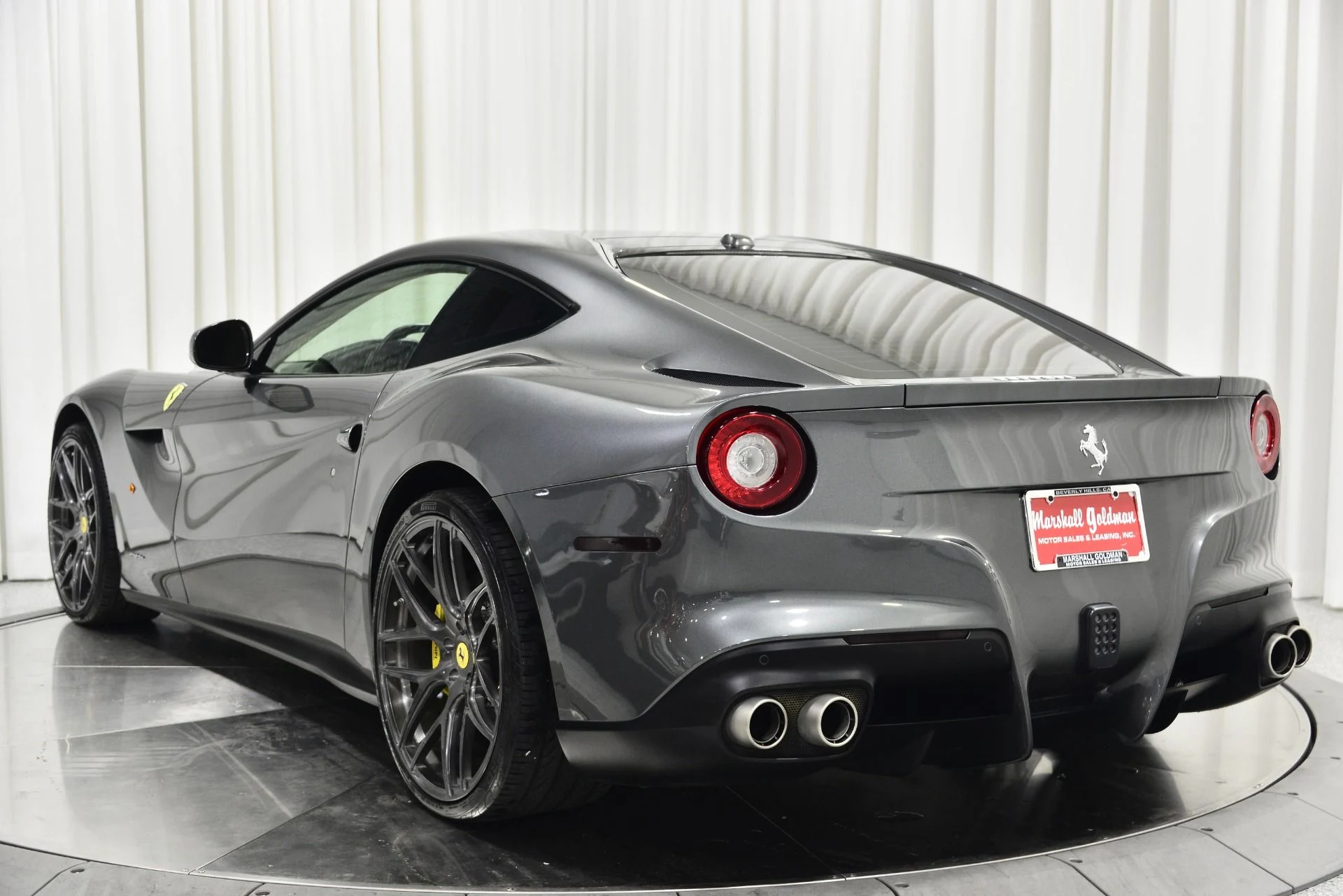 mph006_1280045324_Used_2015_Ferrari_F12berlinetta_1756410303_b25f097dca