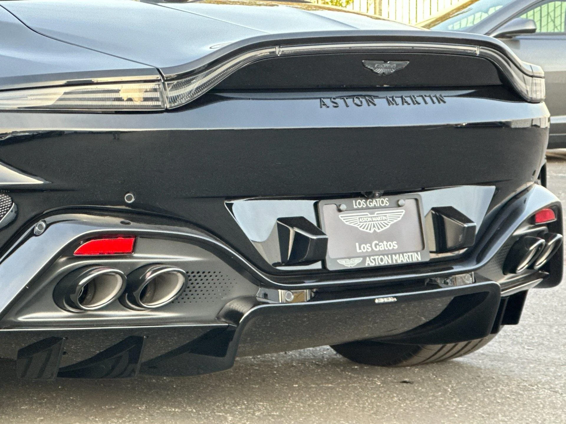 mph006_1282315626_New_2026_Aston_Martin_Vantage_Roadster_1764774687_8e0216c56a