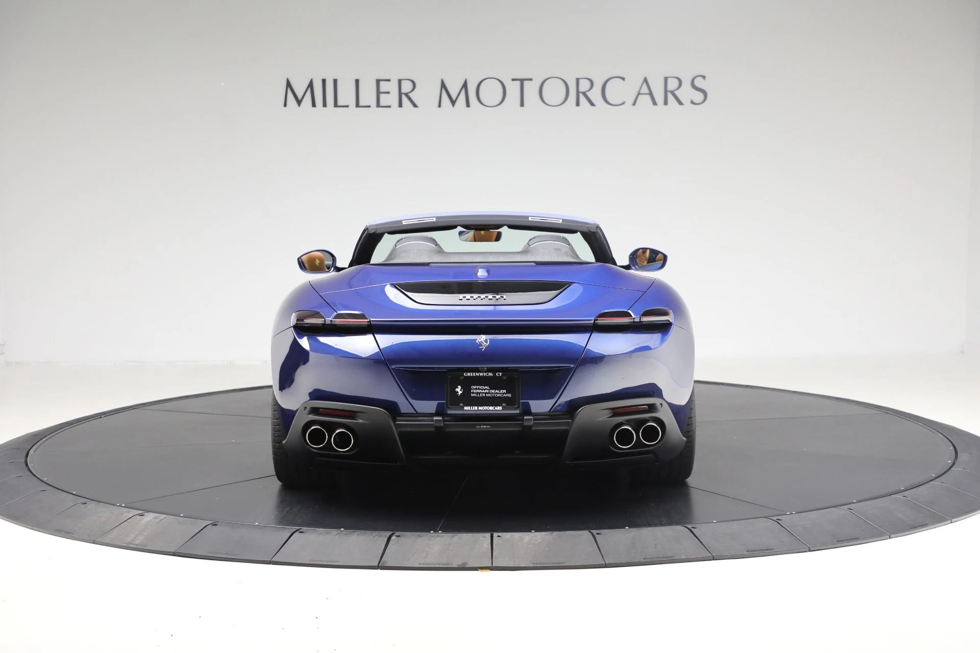 mph006_1295496031_Used_2025_Ferrari_Roma_Spider_1761945061_293c50e8f0