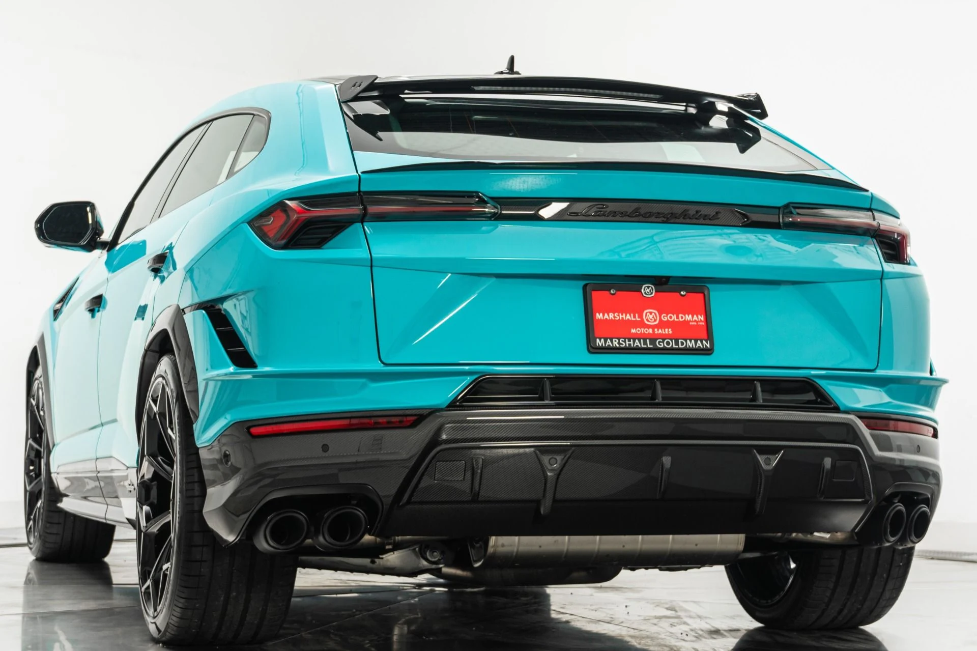 mph006_1322699284_Used_2024_Lamborghini_Urus_Performante_Ad_Pesonam_Color_Very_Low_Miles_1780696041_386352032c