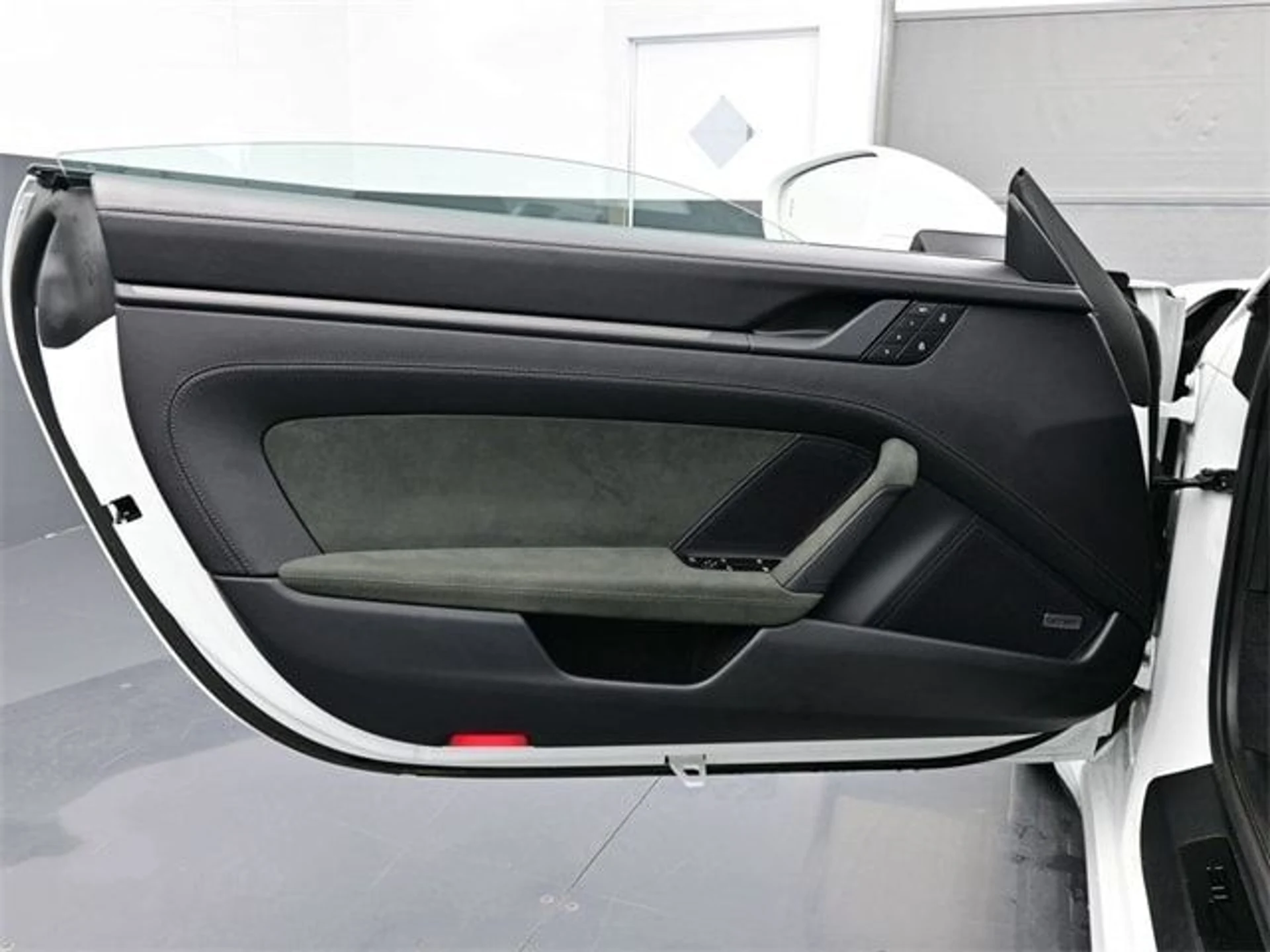 mph006_1325521371_05049841e7f8c145e317f62419a18374x_ff49bca9c4