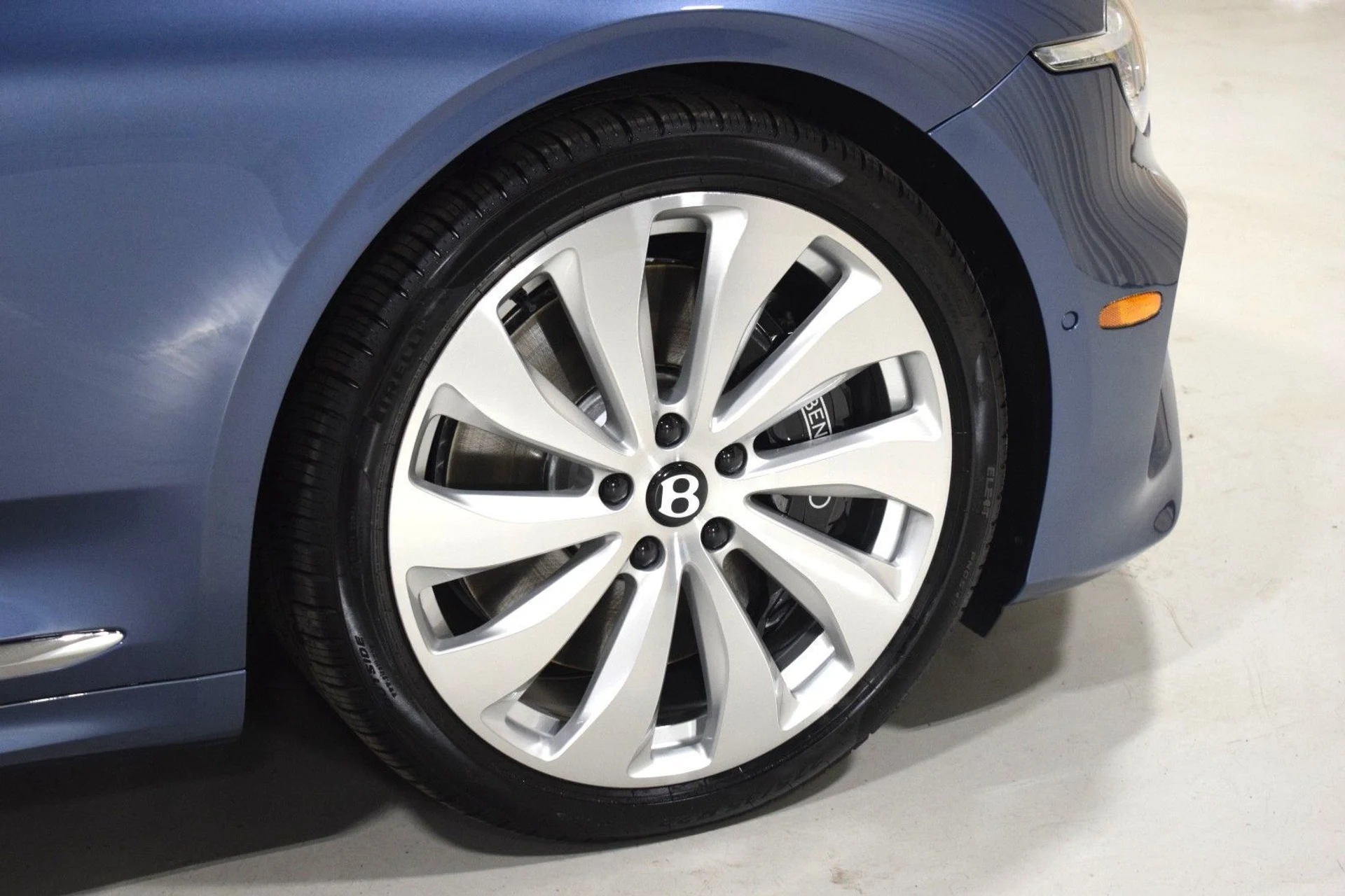 mph006_133612100_34514f875055fca8cb5ed7859da46a32x_9c63e6ab44