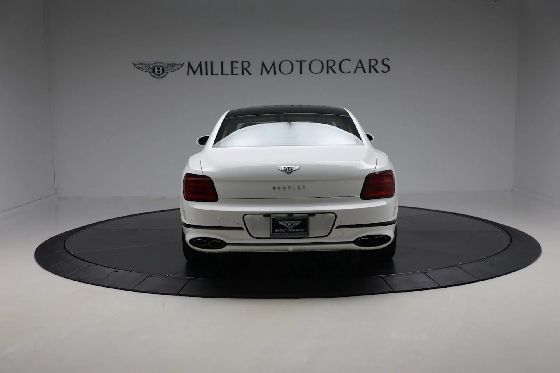 mph006_1341183070_Used_2022_Bentley_Flying_Spur_Hybrid_9fe9594019