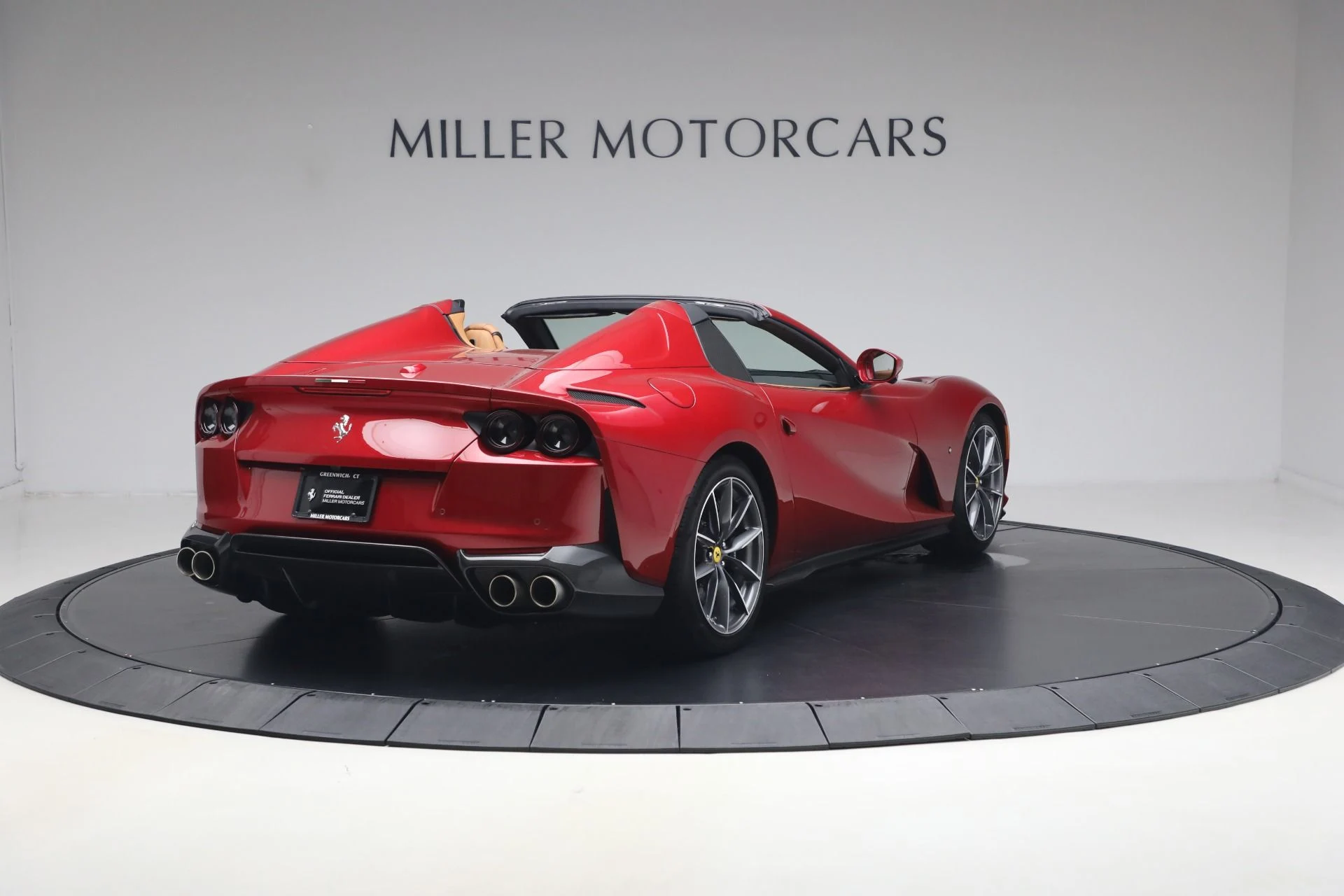 mph006_1344151074_Used_2023_Ferrari_812_GTS_1783706162_f975d5440b