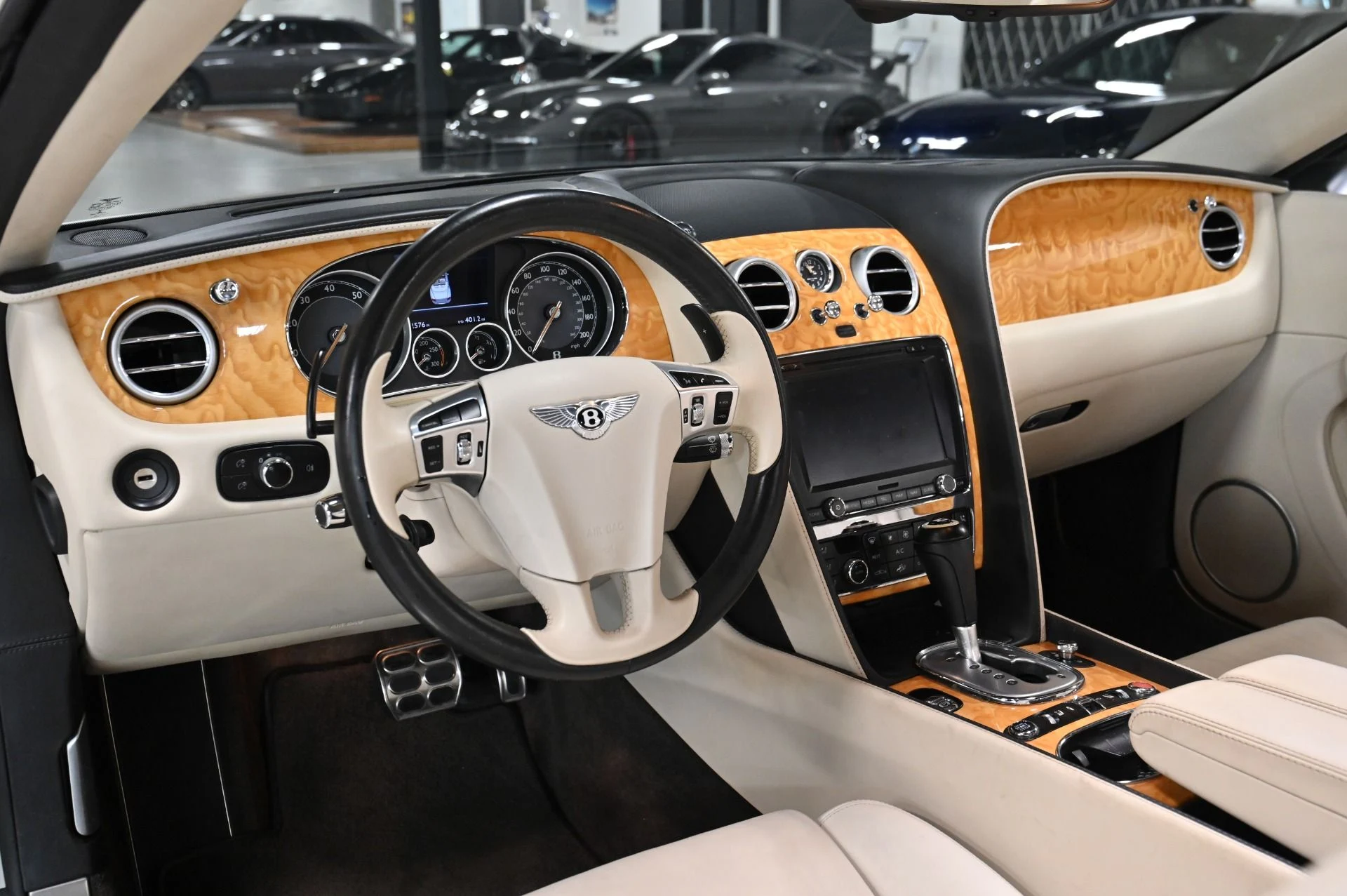 mph006_135331649_Used_2013_Bentley_Continental_GTC_1754410304_4ba4bf3258