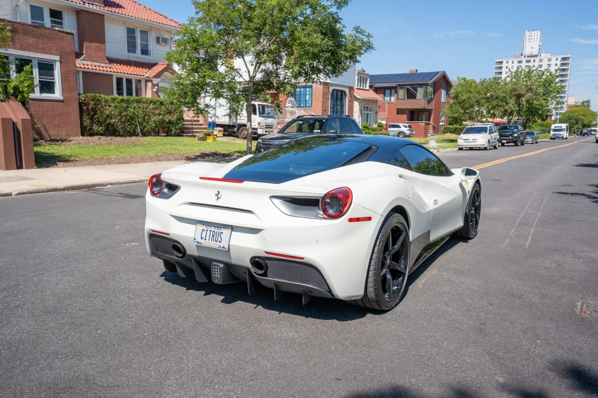 mph006_1354055568_Used_2018_Ferrari_488_GTB_1787848470_752ba40dbc