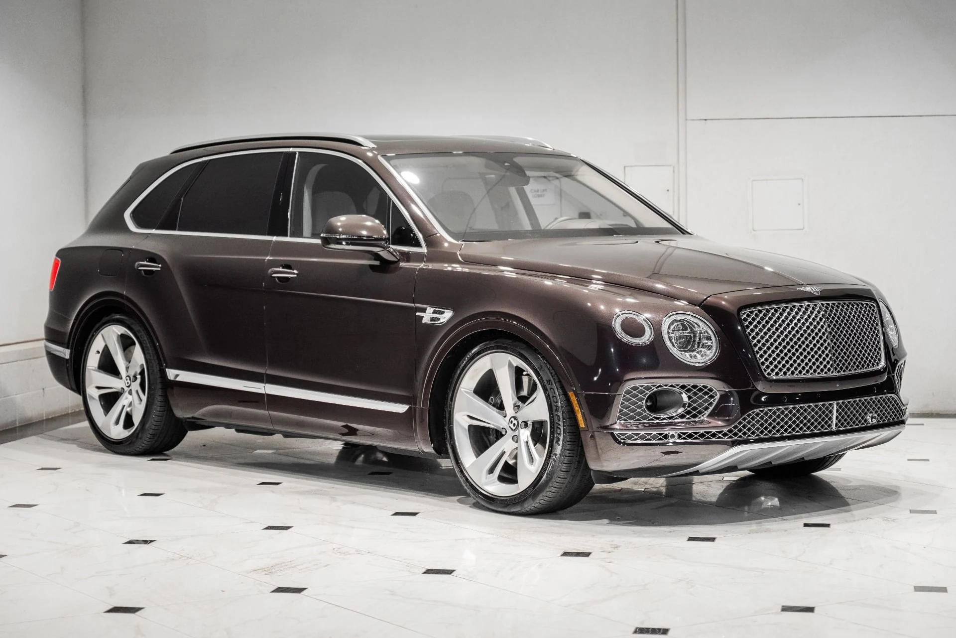 mph006_1354338351_Used_2017_Bentley_Bentayga_W12_1791218079_ddab2db1c5
