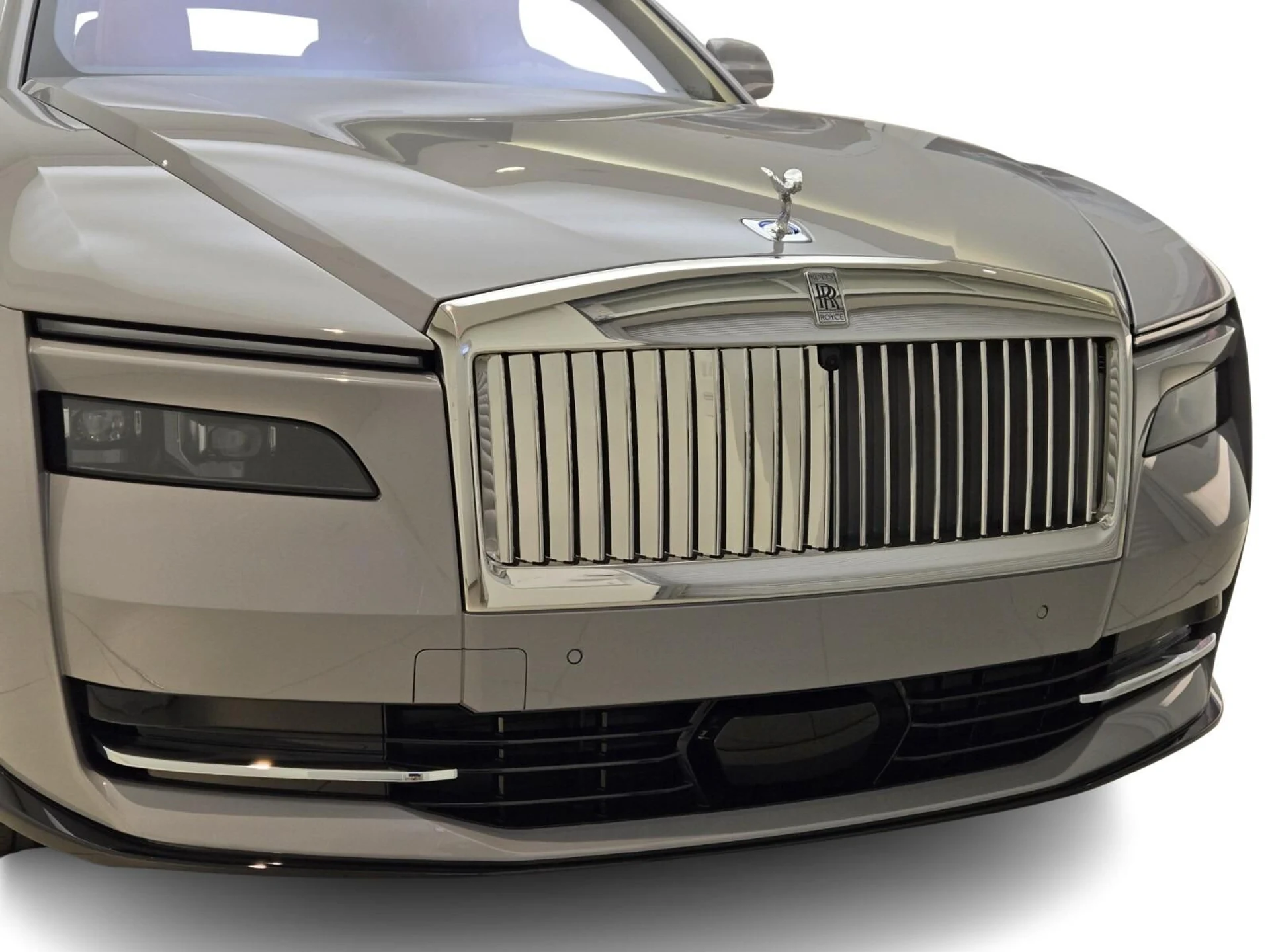 mph006_1356337130_New_2025_Rolls_Royce_Spectre_1753162482_e8d111f602