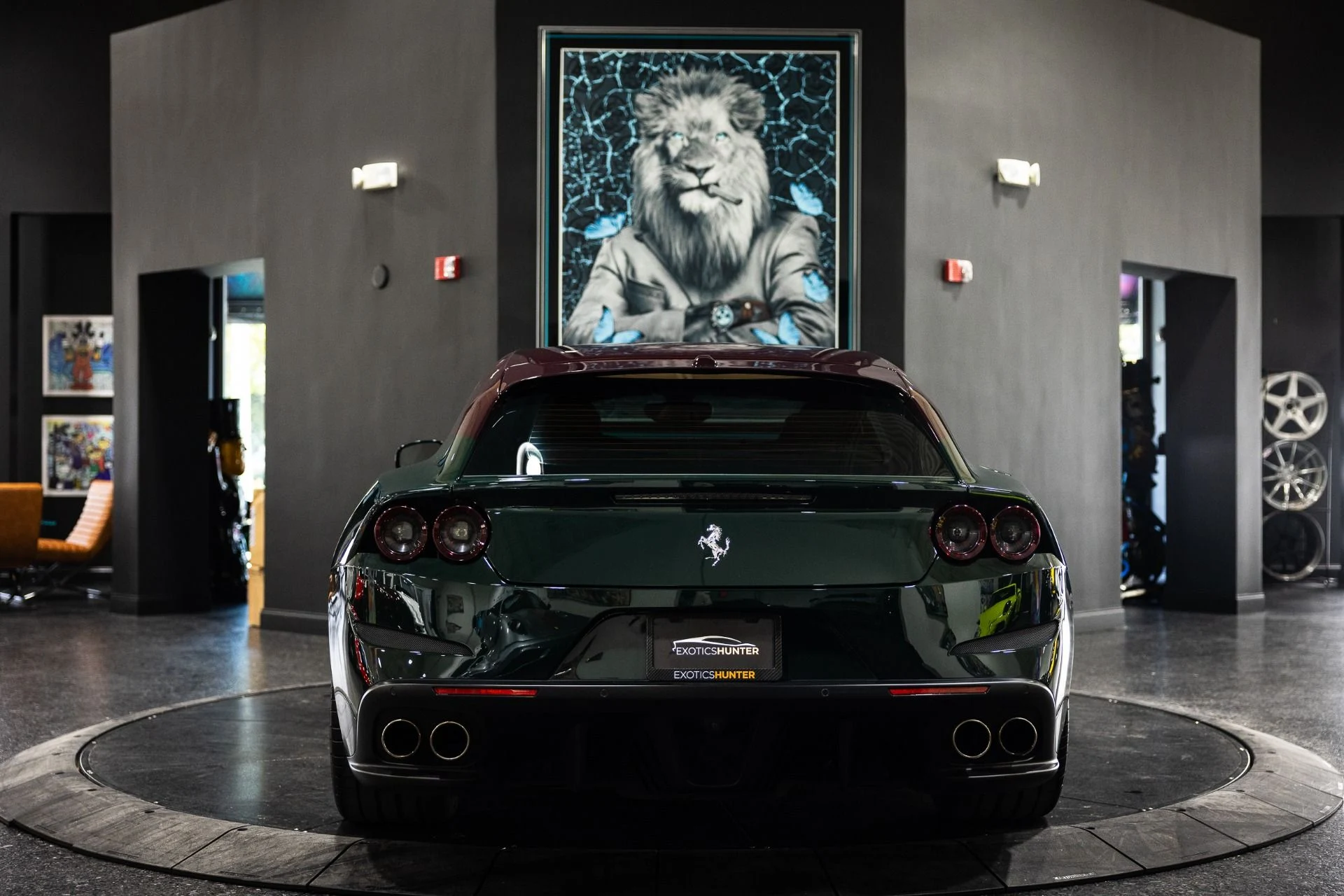 mph006_1361336072_Used_2018_Ferrari_GTC_4_Lusso_Tailor_Made_70th_Anniversary_HUGE_STICKER_1772204837_622ebb60bc