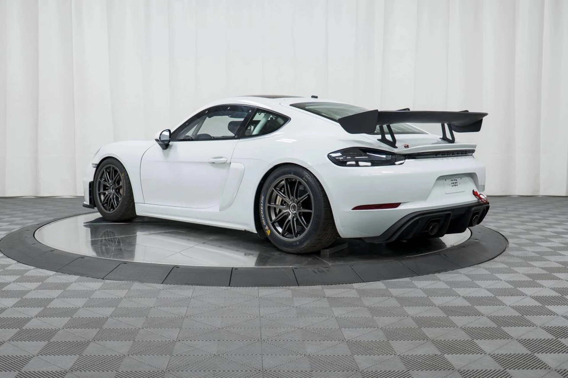 mph006_1369583631_1280_373de9a3df