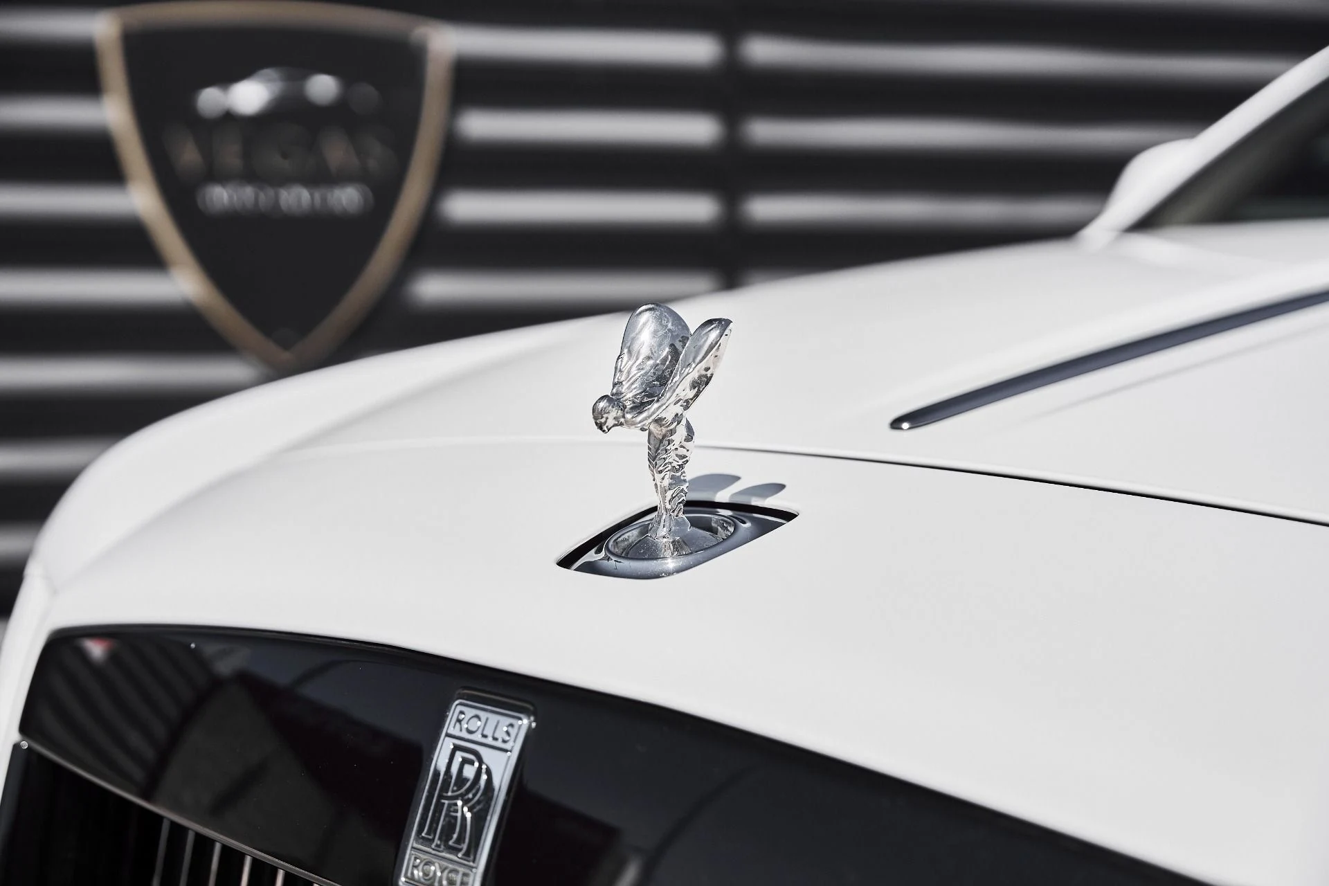 mph006_1385206541_Used_2020_Rolls_Royce_Wraith_Base_1775285102_590d7a56c4