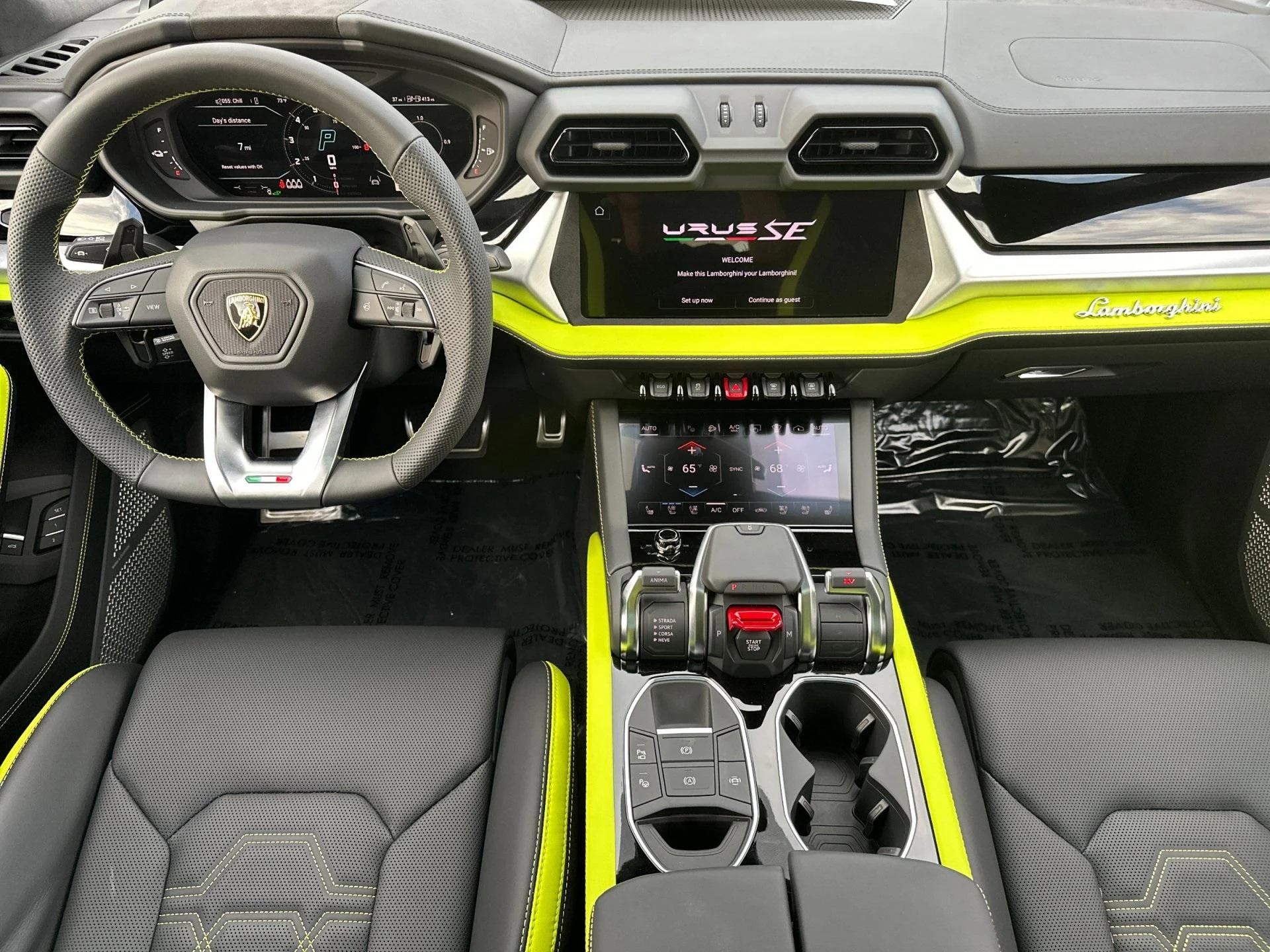 mph006_1389682429_New_2025_Lamborghini_Urus_SE_1762960325_1447806f79