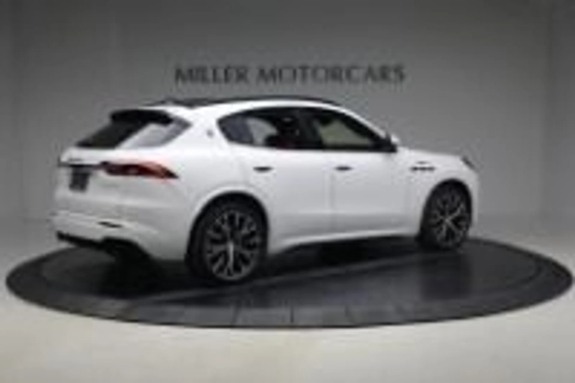 mph006_1393374776_New_2026_Maserati_Grecale_Modena_V6_1777494779_99e450cb7d