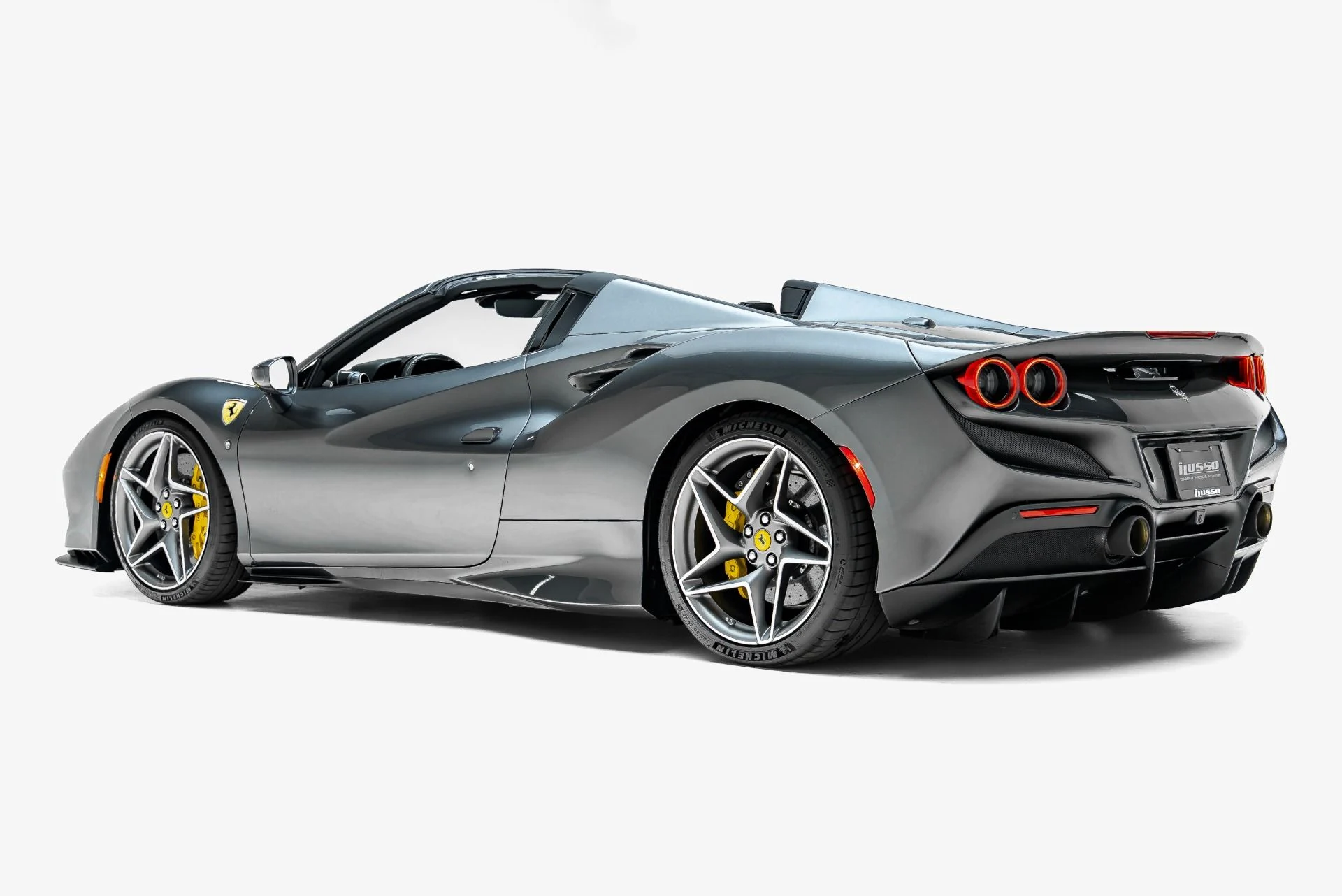 mph006_1394841392_Used_2022_Ferrari_F8_Spider_1788910569_08ca908e9e