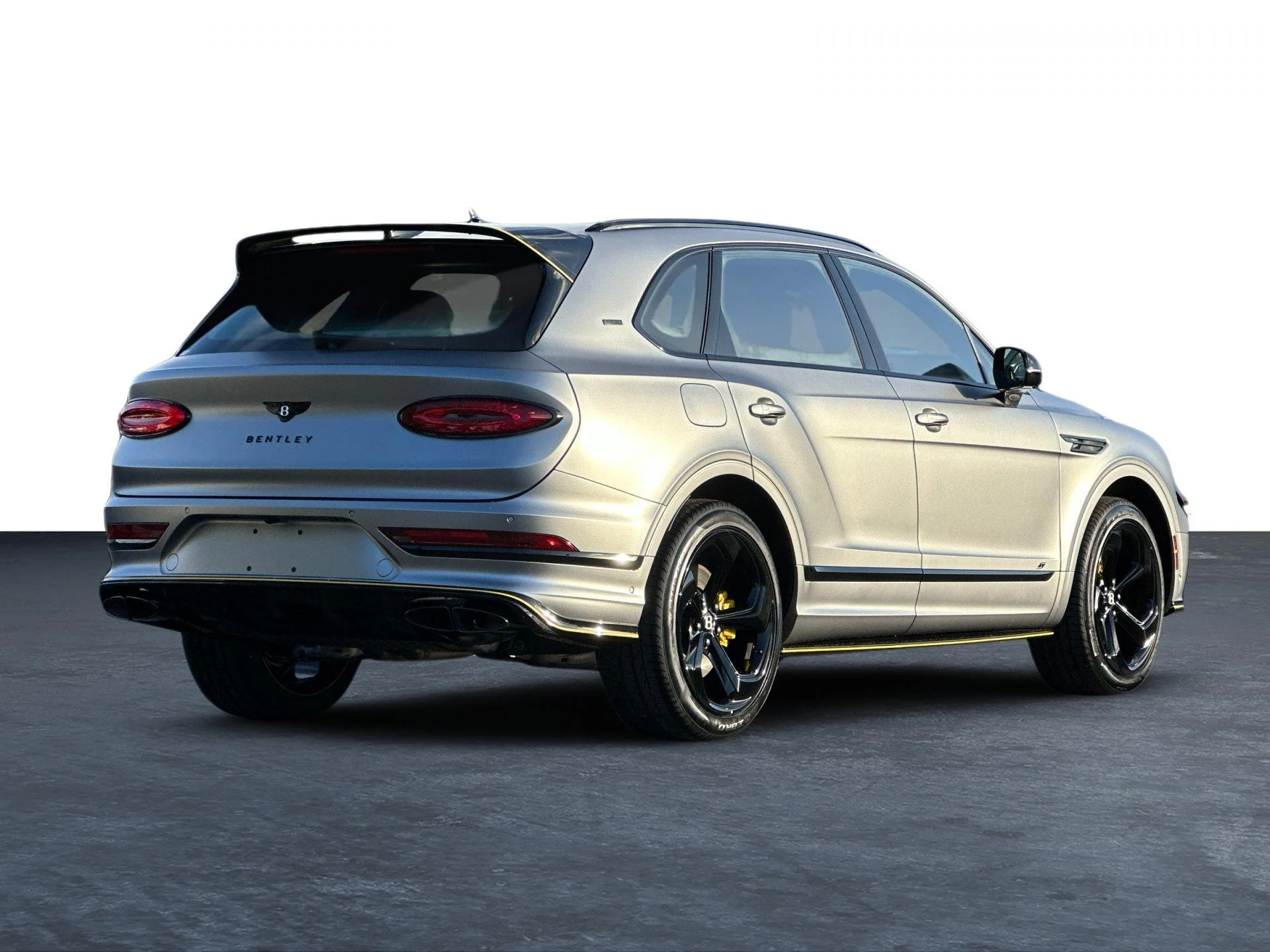 mph006_1399664312_New_2025_Bentley_Bentayga_S_Black_Edition_1771602881_e5893436d1