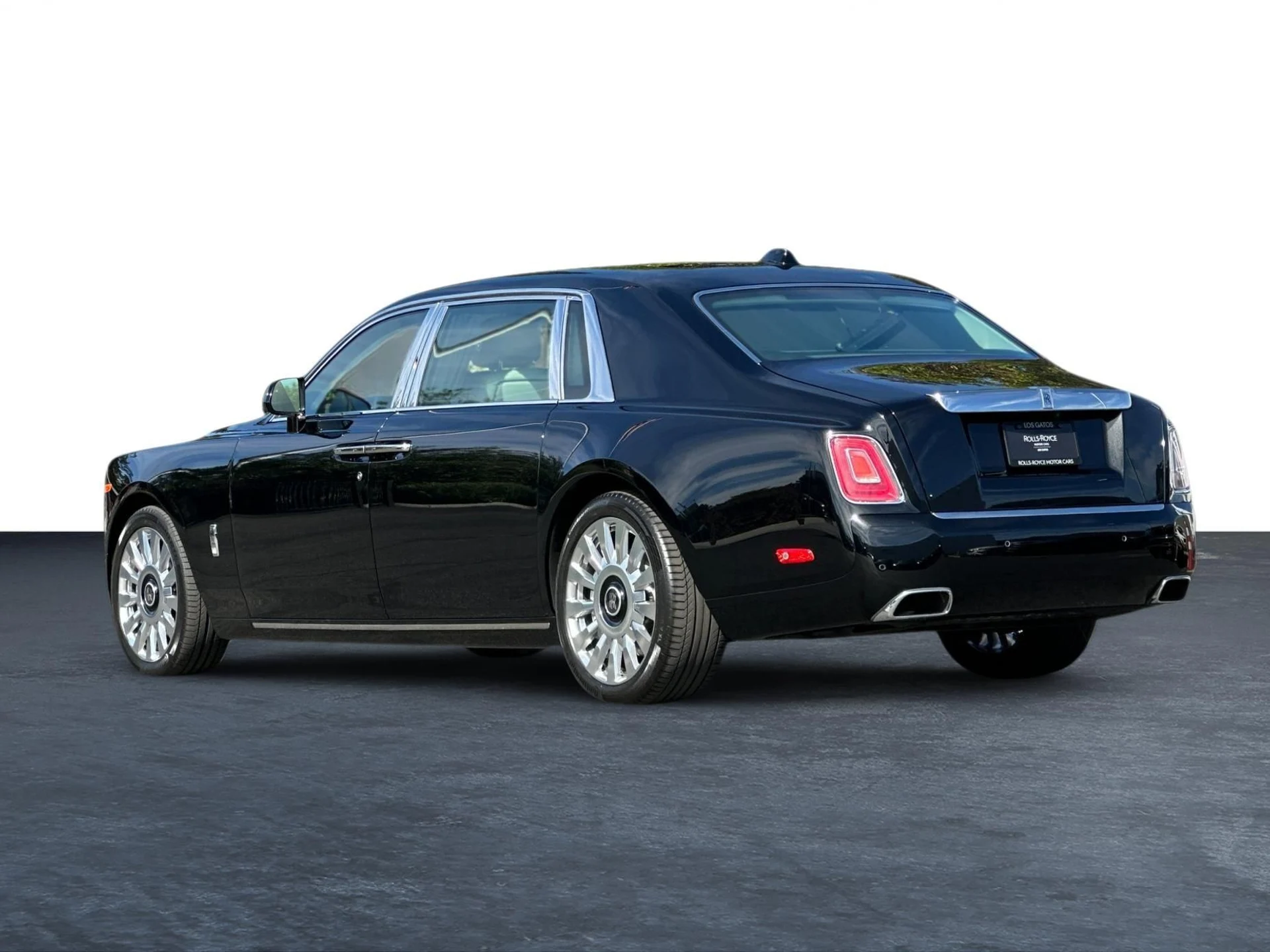 mph006_140803395_Used_2018_Rolls_Royce_Phantom_1787819386_d3a929d5dd