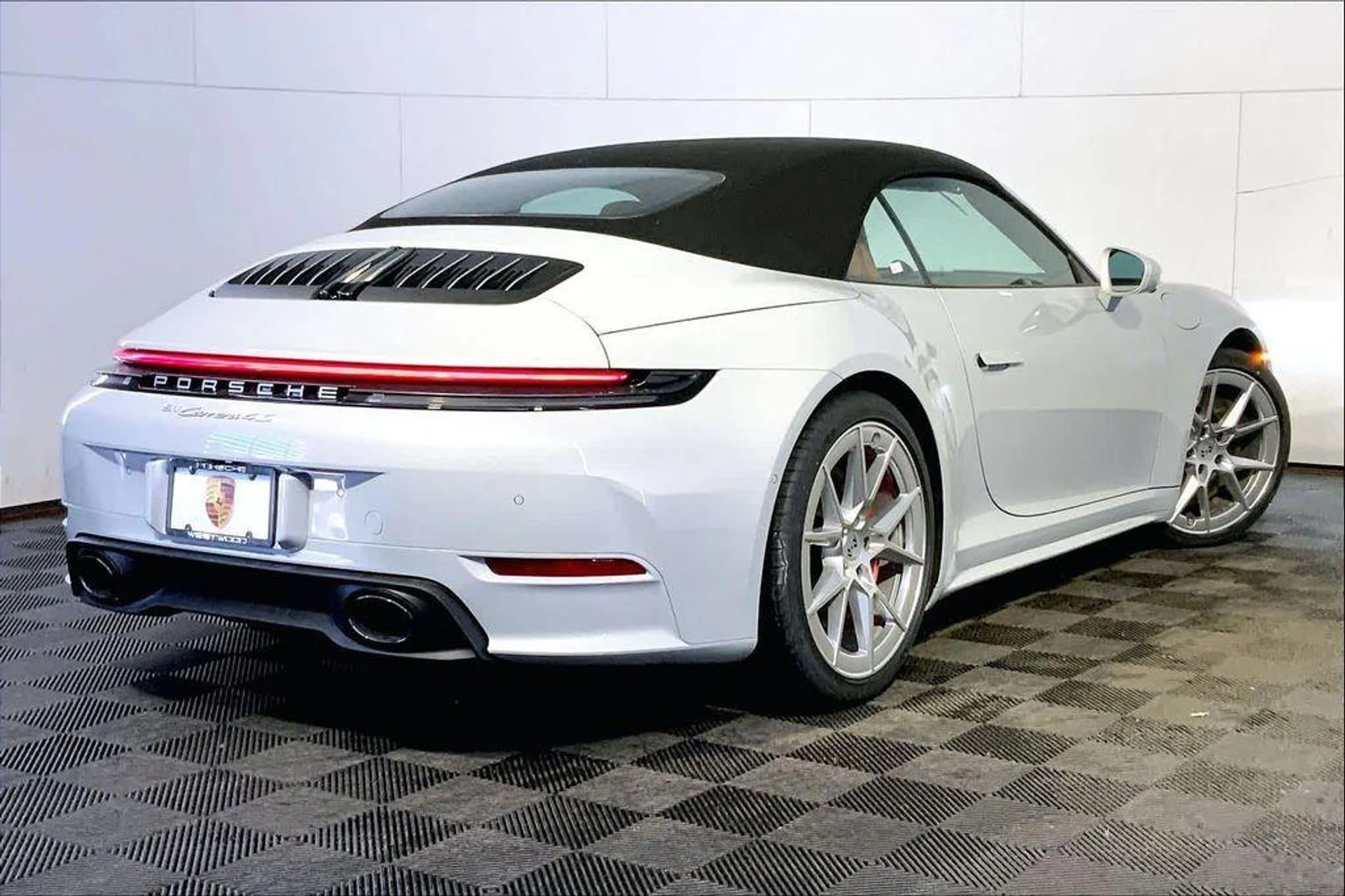 mph006_1409660911_G_VLM_Noc4_R3eu1s_C_mqun_A_cj_OU_4e3486ff1e