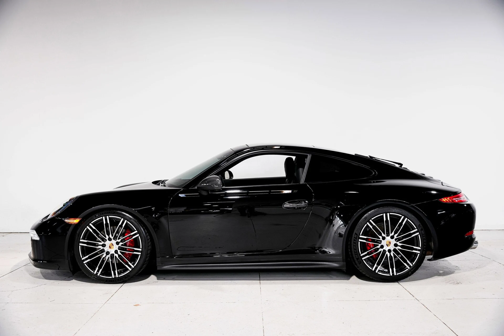 mph006_142153721_2ef3688152aff82639ec100cb0d9bfc5x_e2b3a848fc