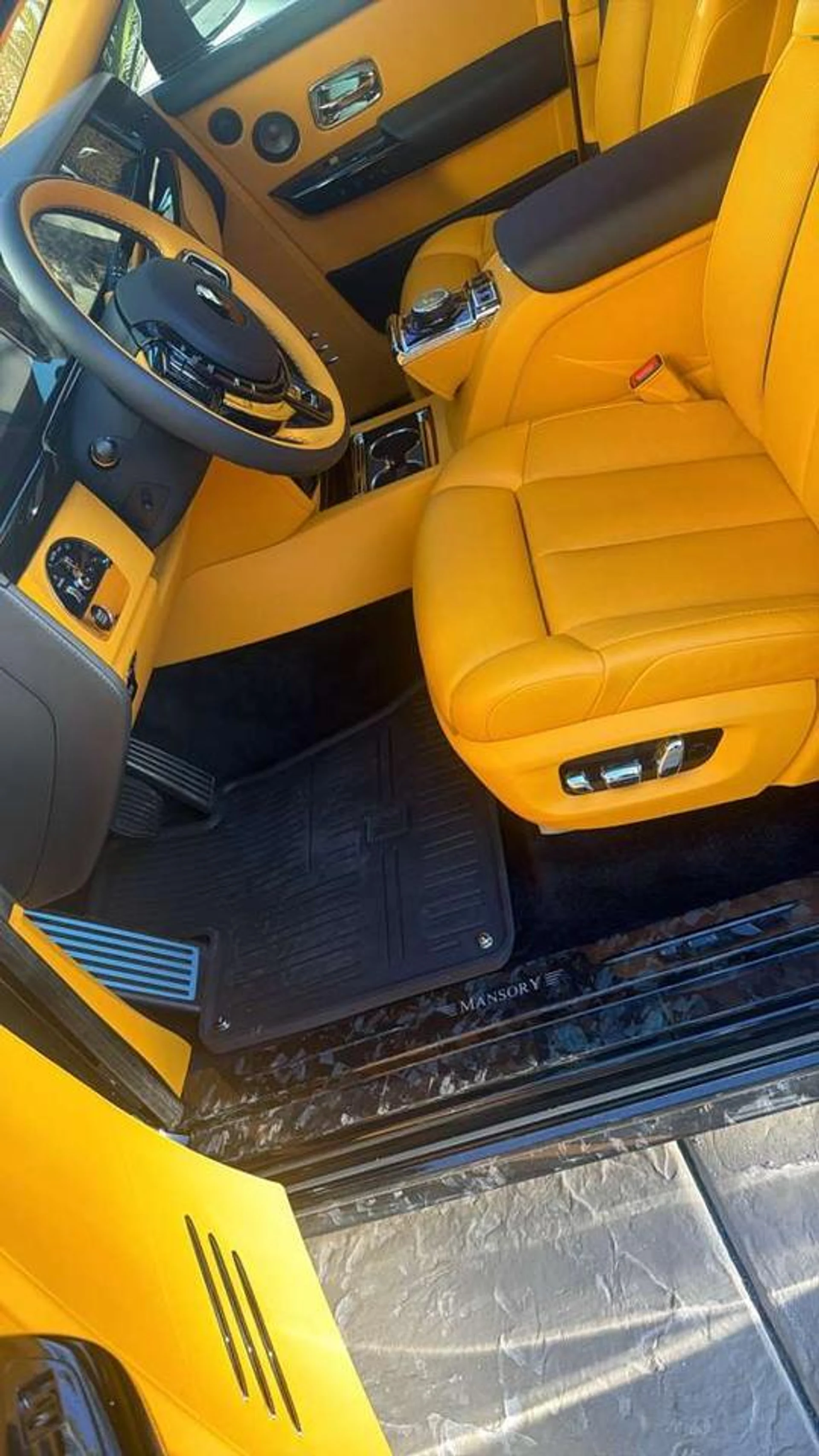 mph006_142496021_17c6b590dcab5cfebbe5b3aa247eabf9_9e37d9d690