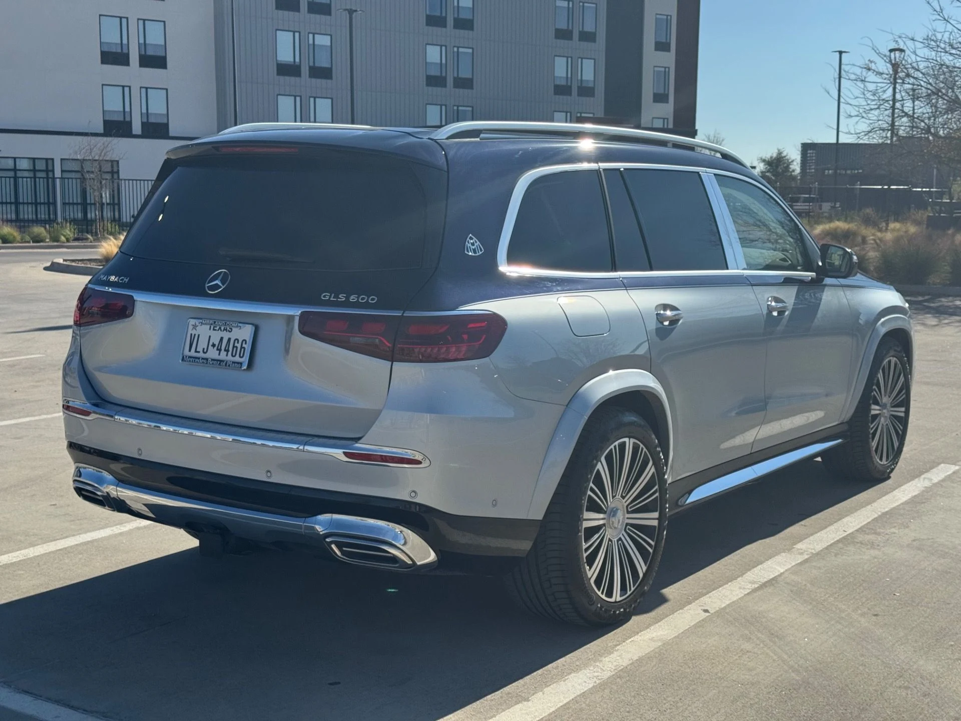 mph006_1428905252_Used_2024_Mercedes_Benz_GLS_Mercedes_Maybach_GLS_600_4_MATIC_1767127052_13ae92ccab