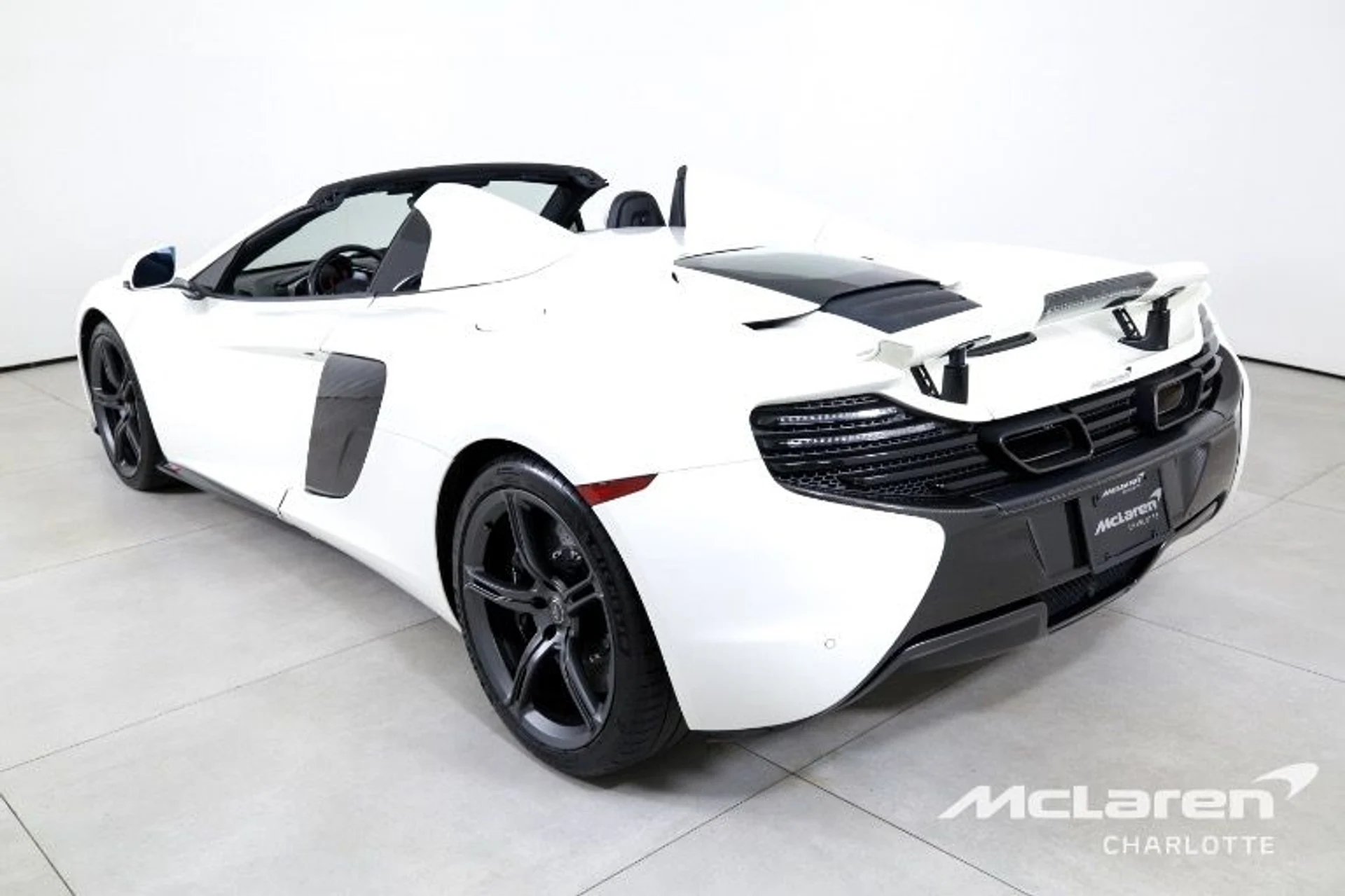 mph006_1434609675_Used_2015_Mc_Laren_650_S_Spider_7d6d315079