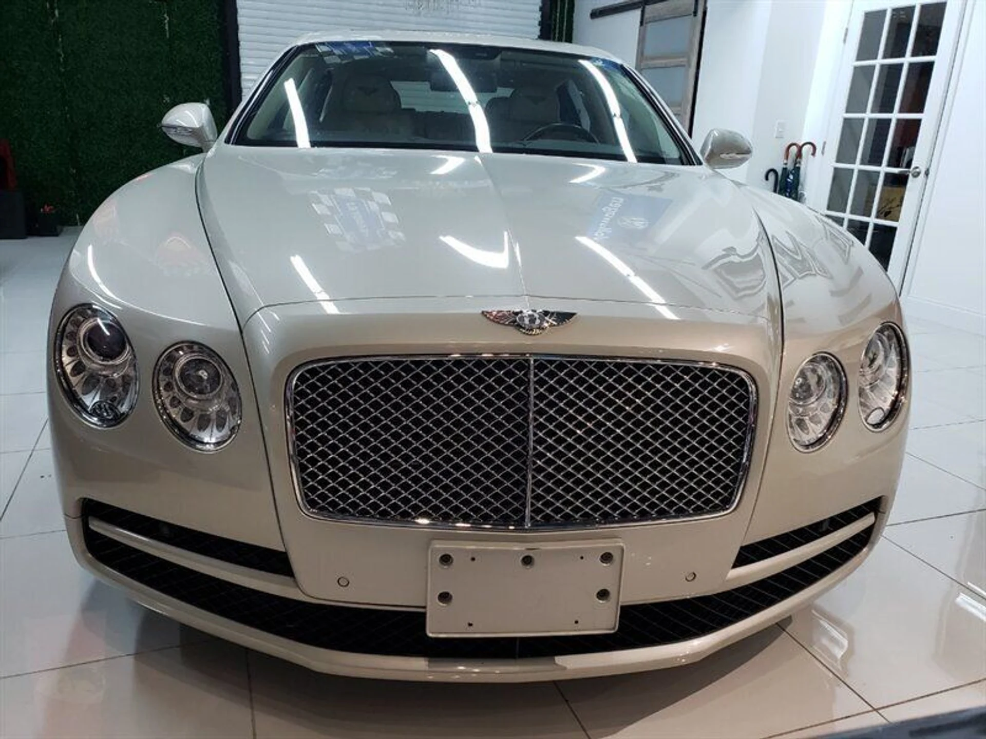 mph006_143711644_5e0569a916_800_0d303eeaa9