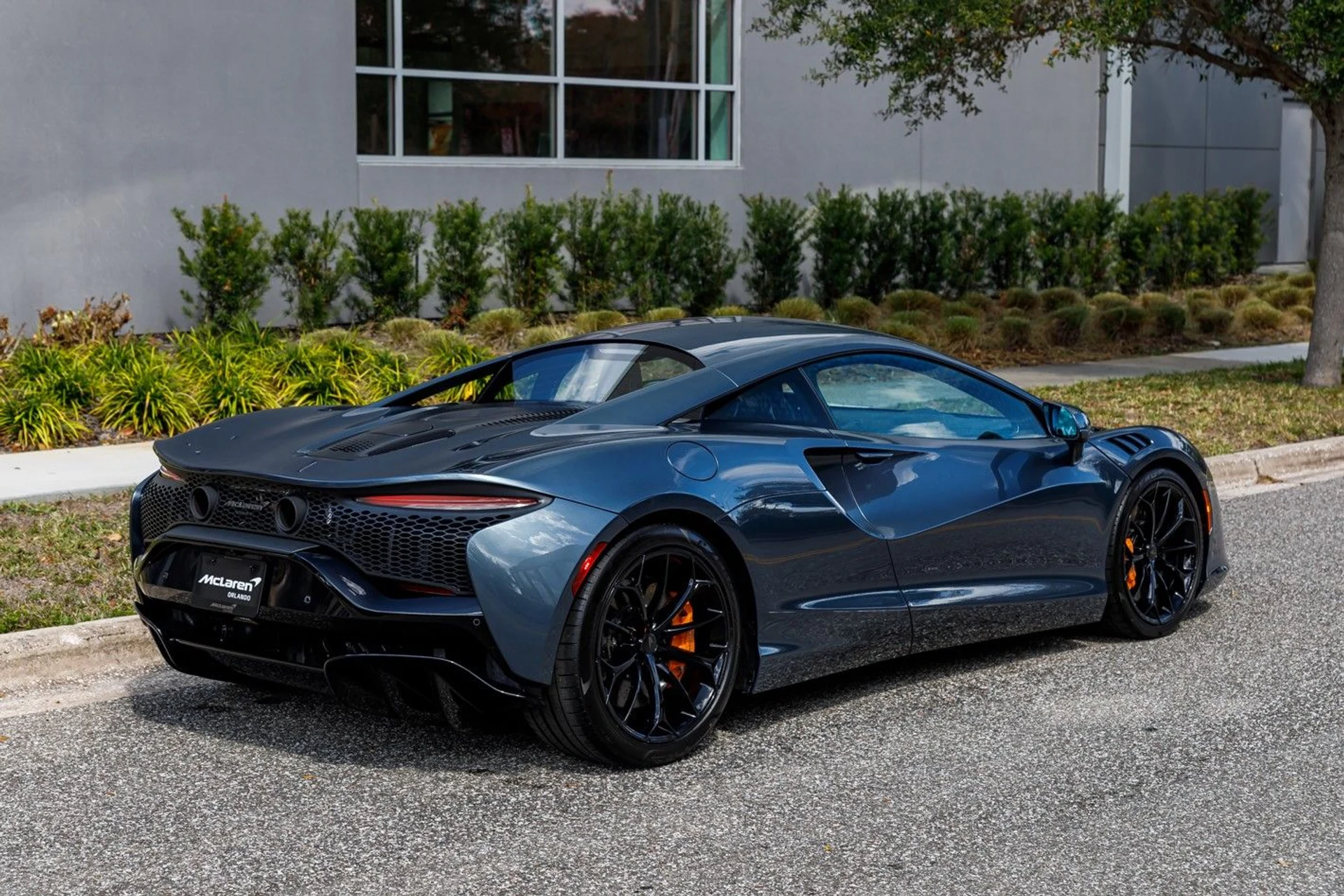 mph006_1438139667_658_p7_l_a48f1545ef