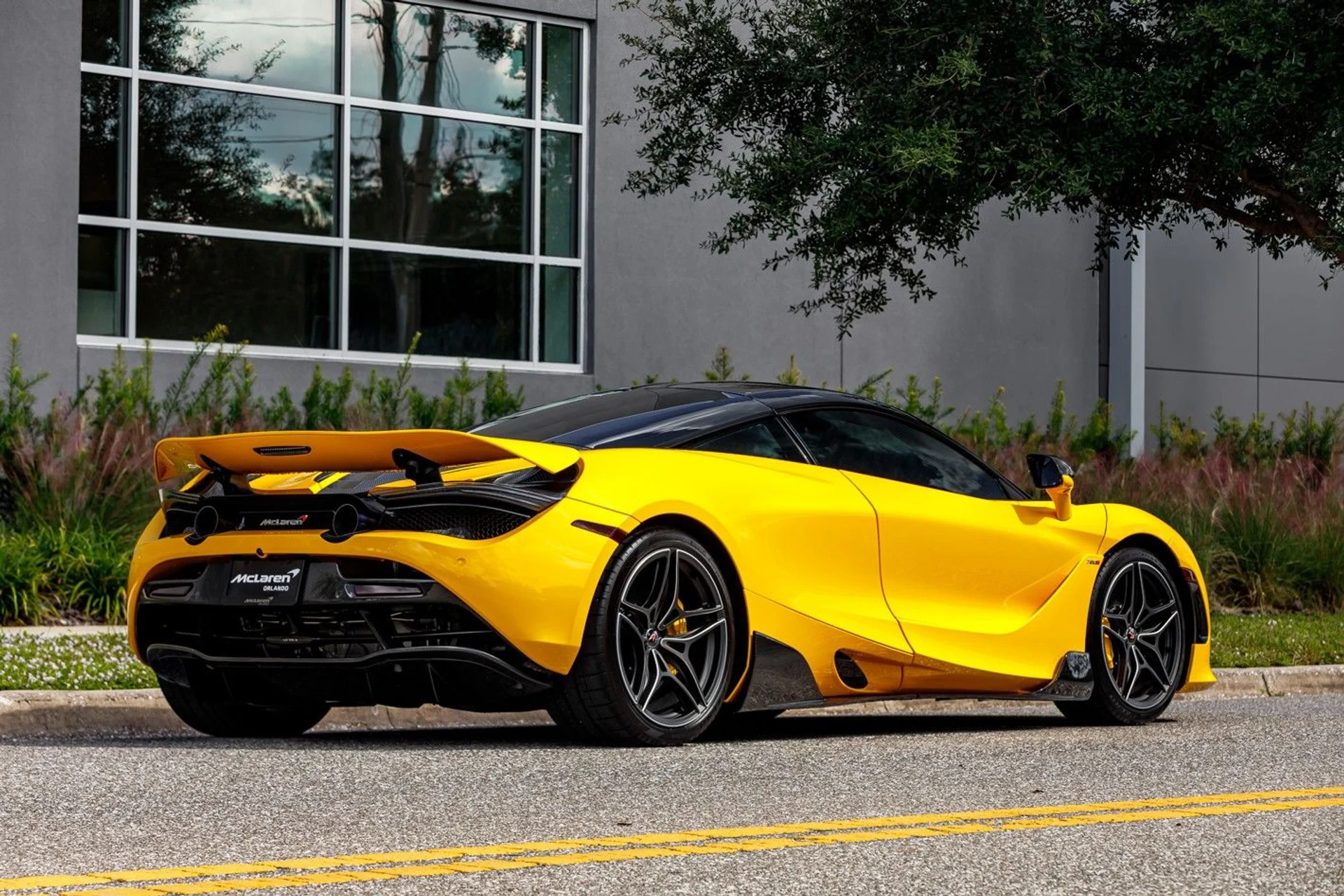 mph006_1442303652_171_p7_l_c487d449fc