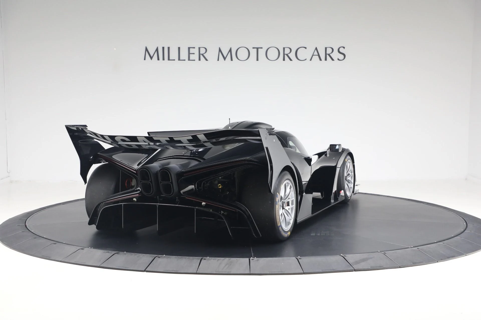 mph006_1449615987_Used_2024_Bugatti_Bolide_dee1ee7b96
