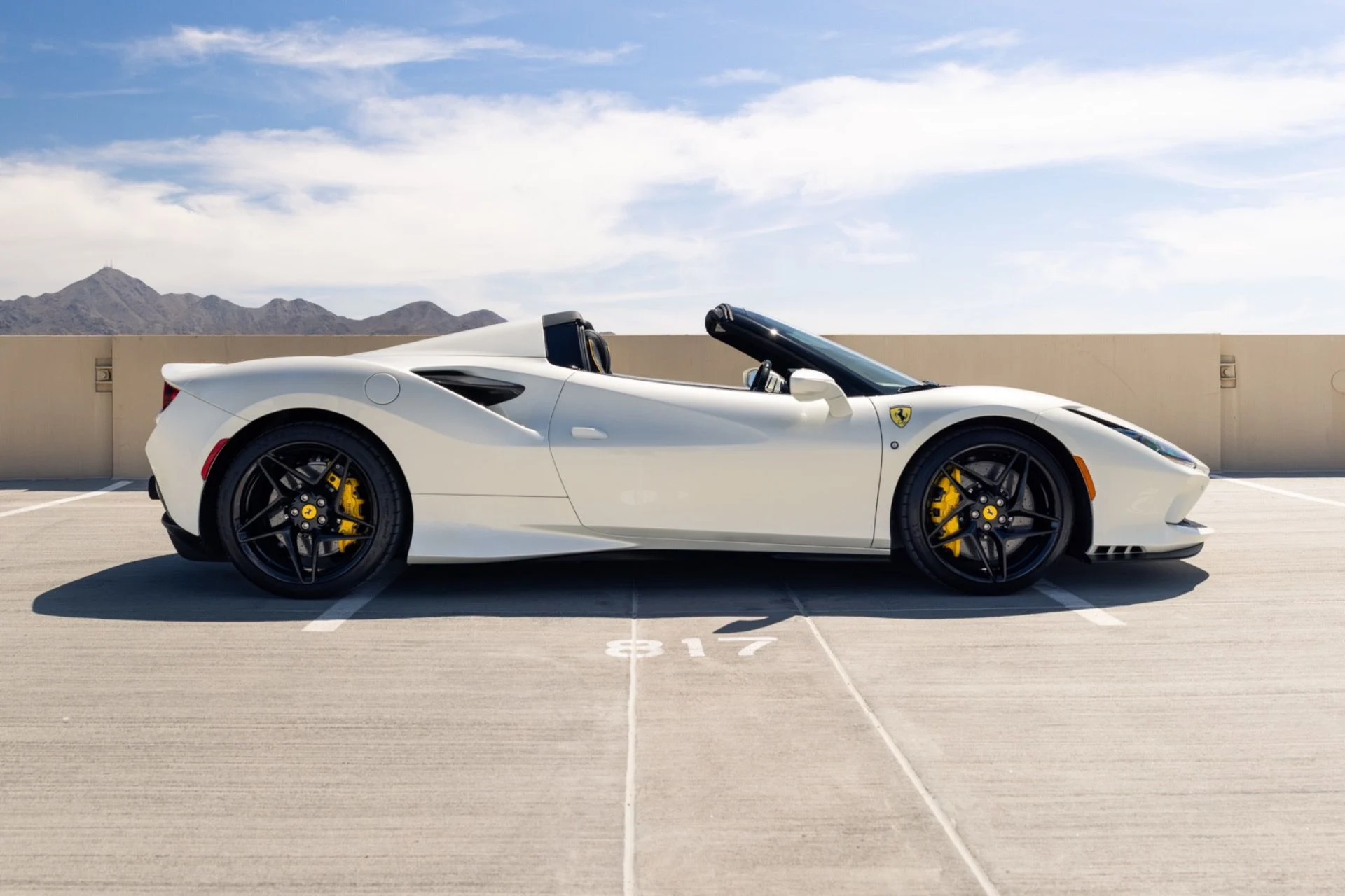 mph006_1451978754_Used_2023_Ferrari_F8_Spider_1776809234_a28575d106