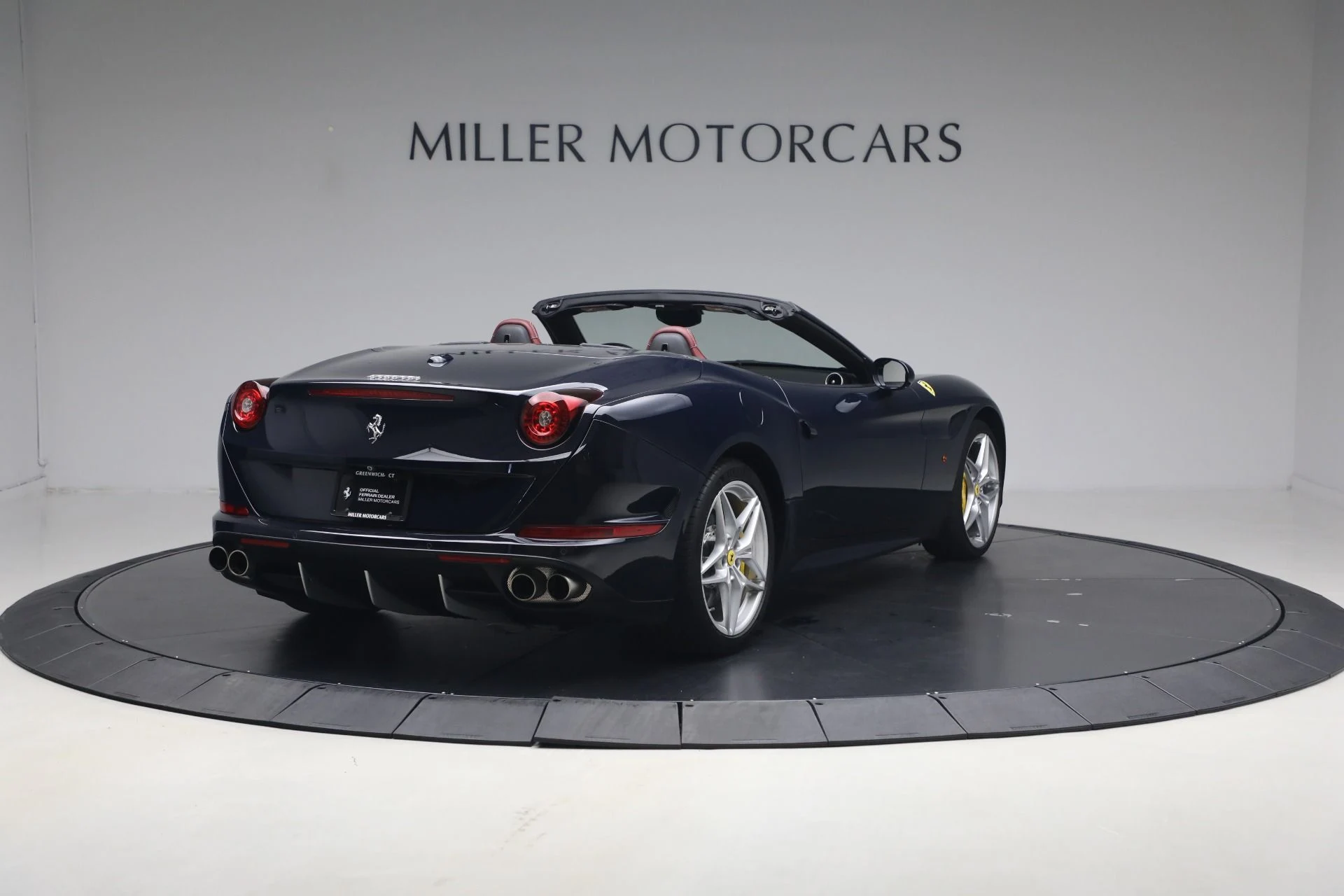 mph006_146196123_Used_2016_Ferrari_California_T_1779312555_940a07b7a7