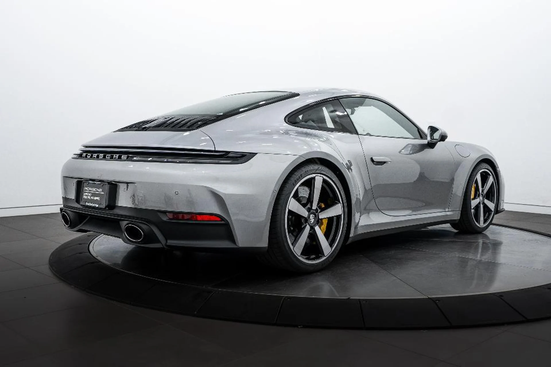 mph006_1467843773_z0_Cpc78q4_Rd7_Voy_PWN_Hwxk_4idw_f3437cba4a