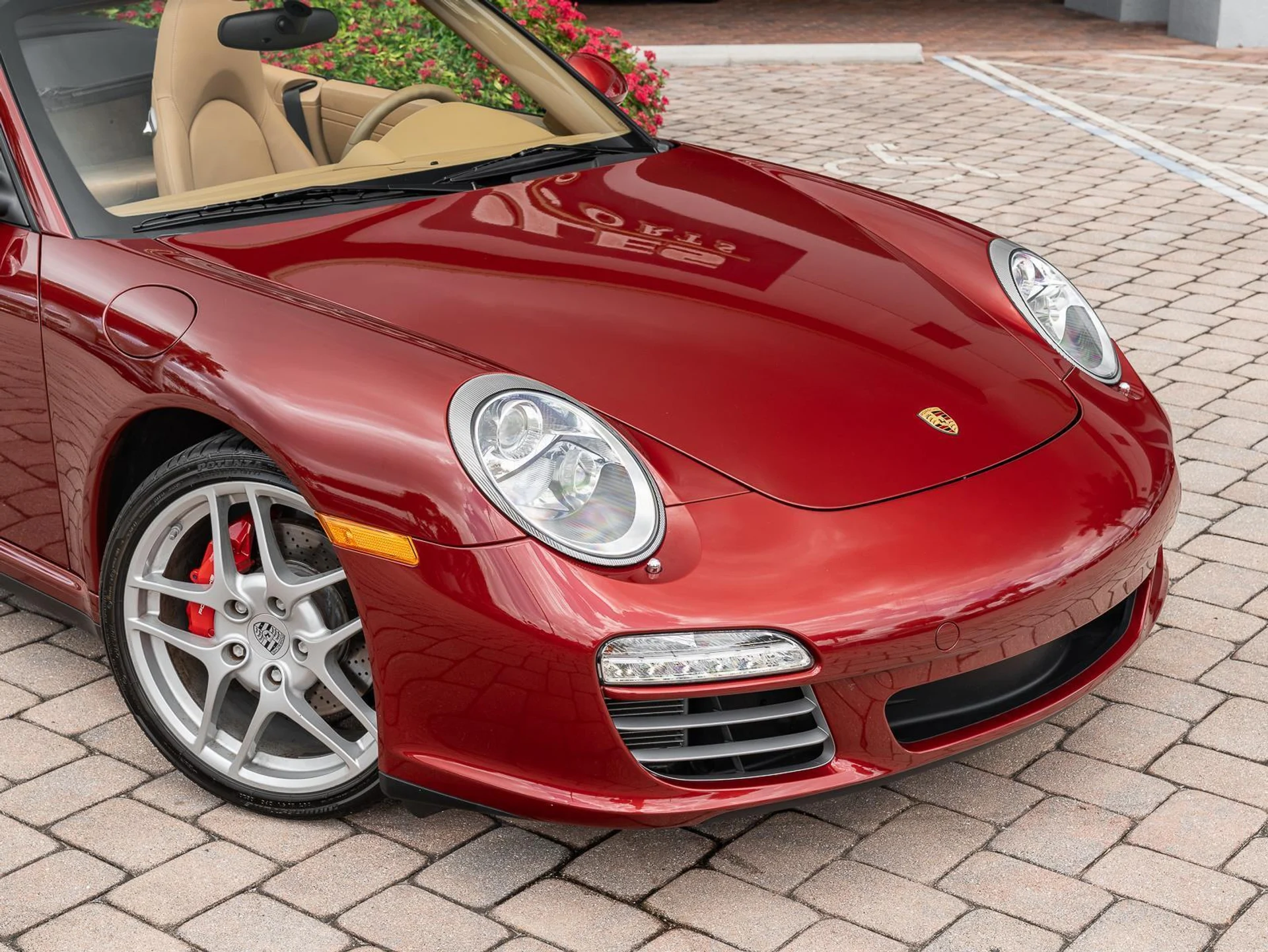 mph006_1481631408_Used_2009_Porsche_911_Carrera_4_S_1783026718_26a9222026