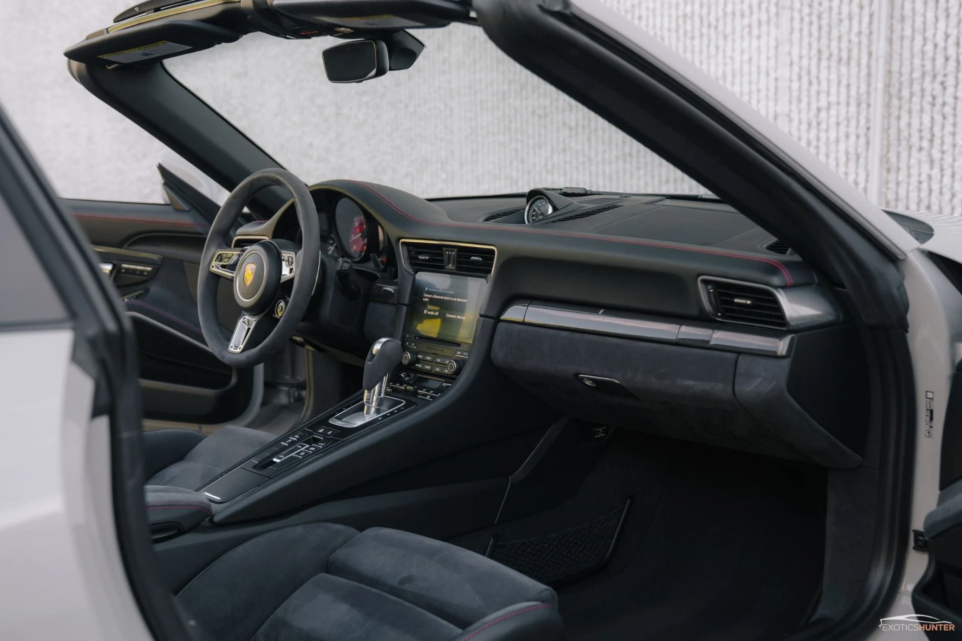 mph006_1490198935_Used_2018_Porsche_911_Targa_4_GTS_in_Chalk_with_GTS_Interior_Pack_PDK_1755551925_519e8f2b43