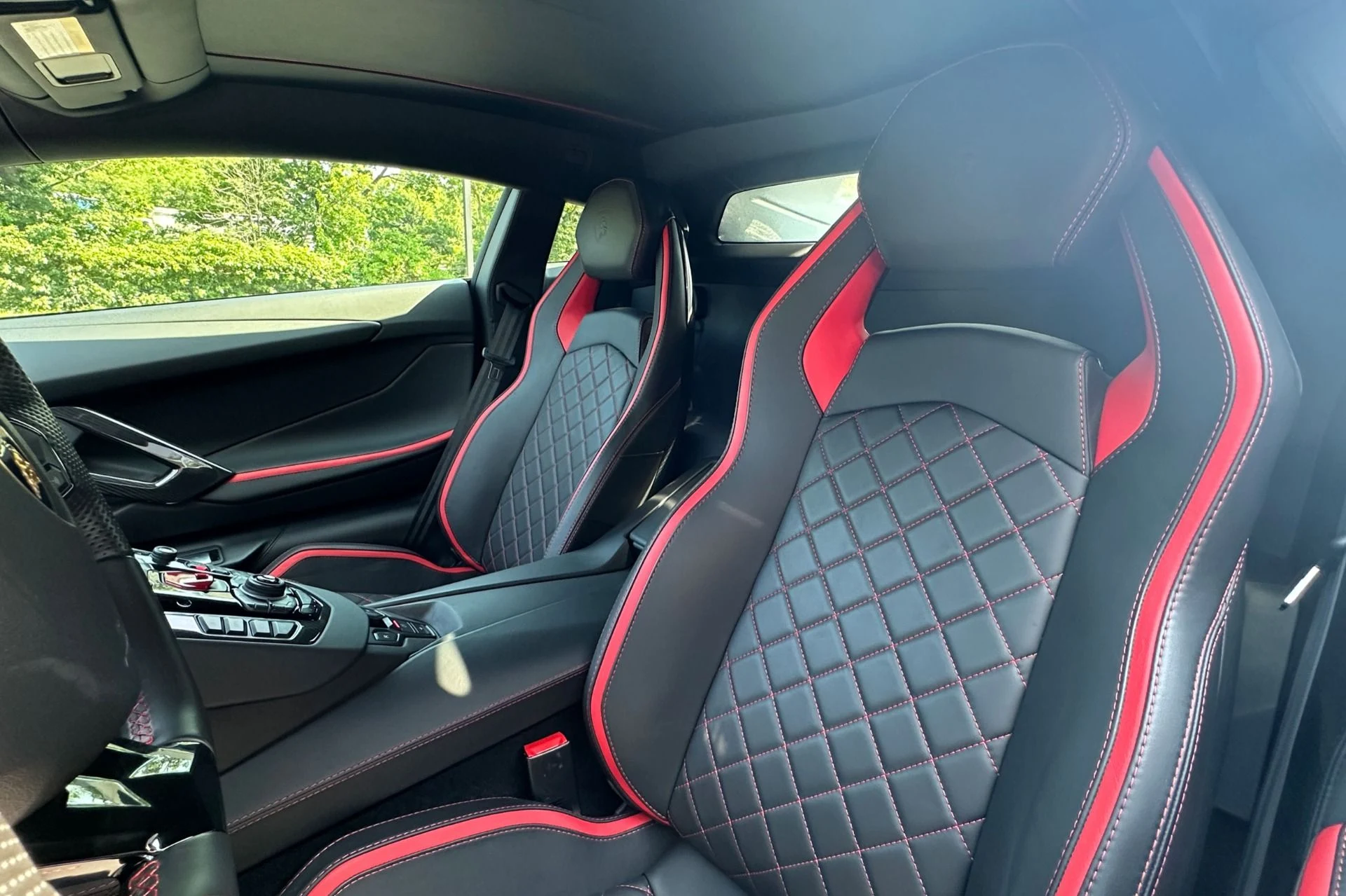 mph006_1505057828_Used_2017_Lamborghini_Aventador_S_S_1783080351_401c2ab56b