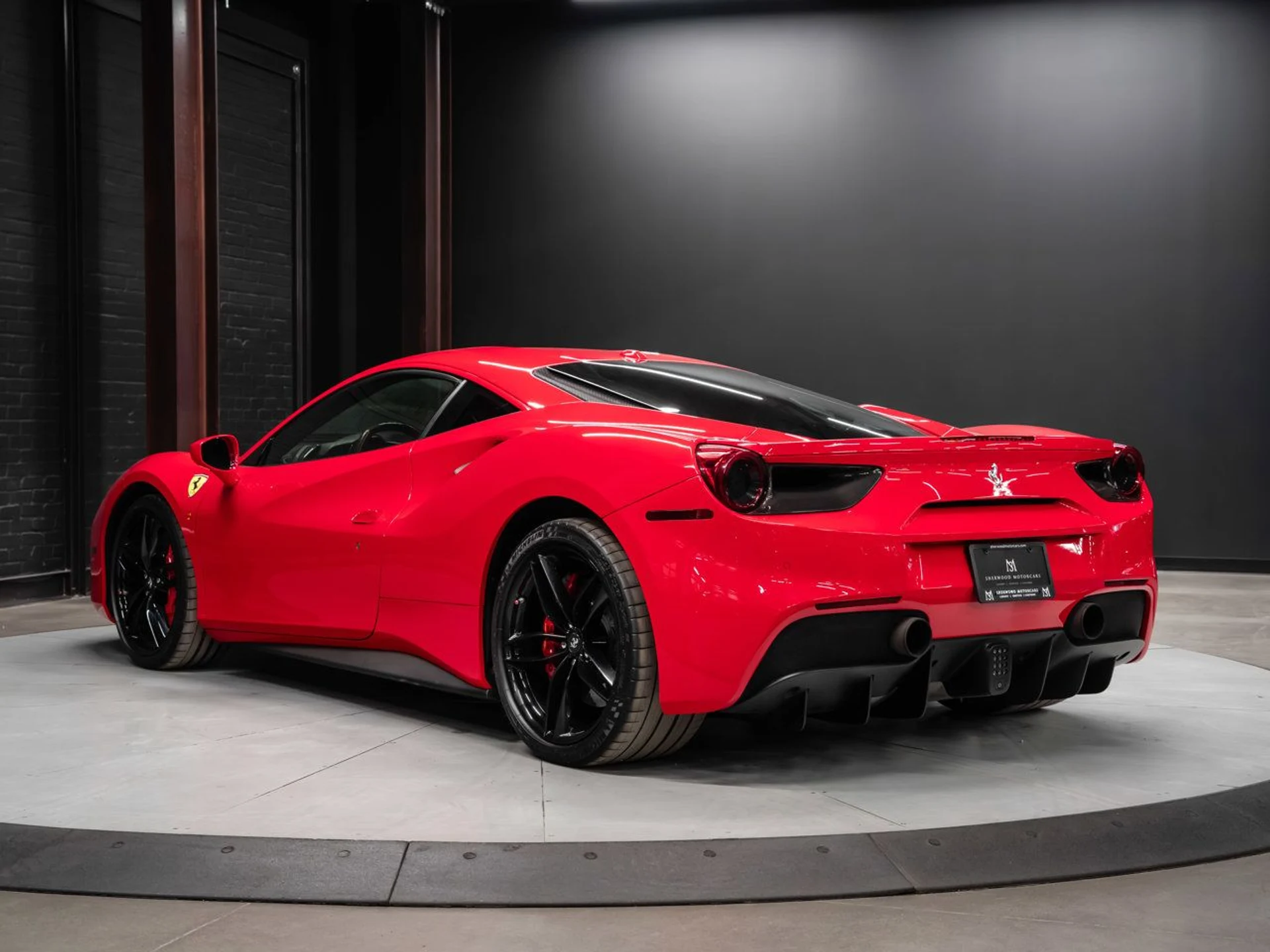 mph006_1516749874_ferrari_488_gtb_2017_d35cc2ea6f