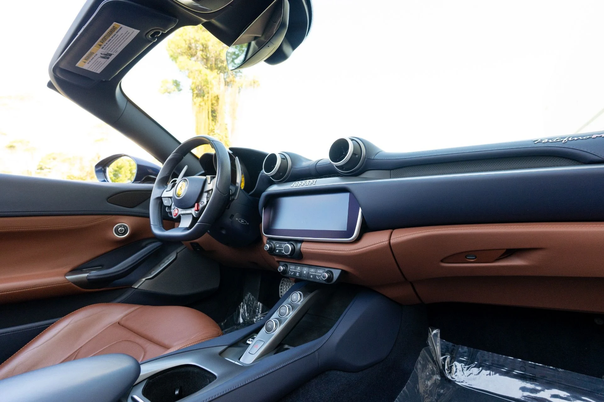 mph006_1524466535_Used_2022_Ferrari_Portofino_M_1761343273_dc675aa5c4