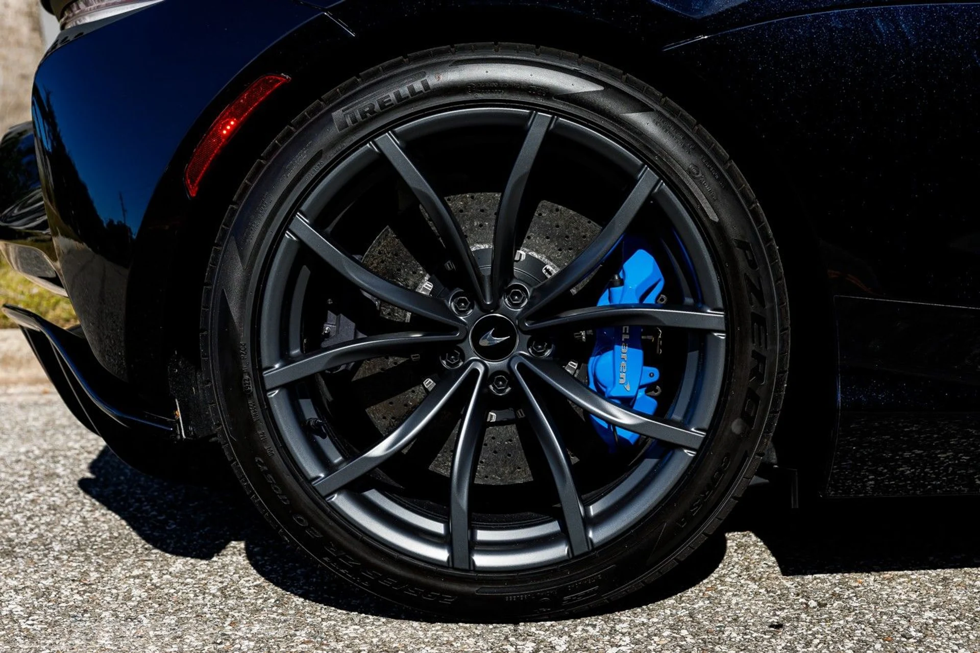 mph006_1528390760_396_p7_l_2d5680a1ab