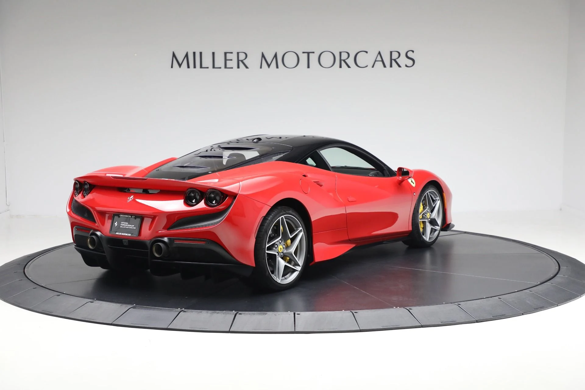 mph006_1553158191_Used_2021_Ferrari_F8_Tributo_62faab2923